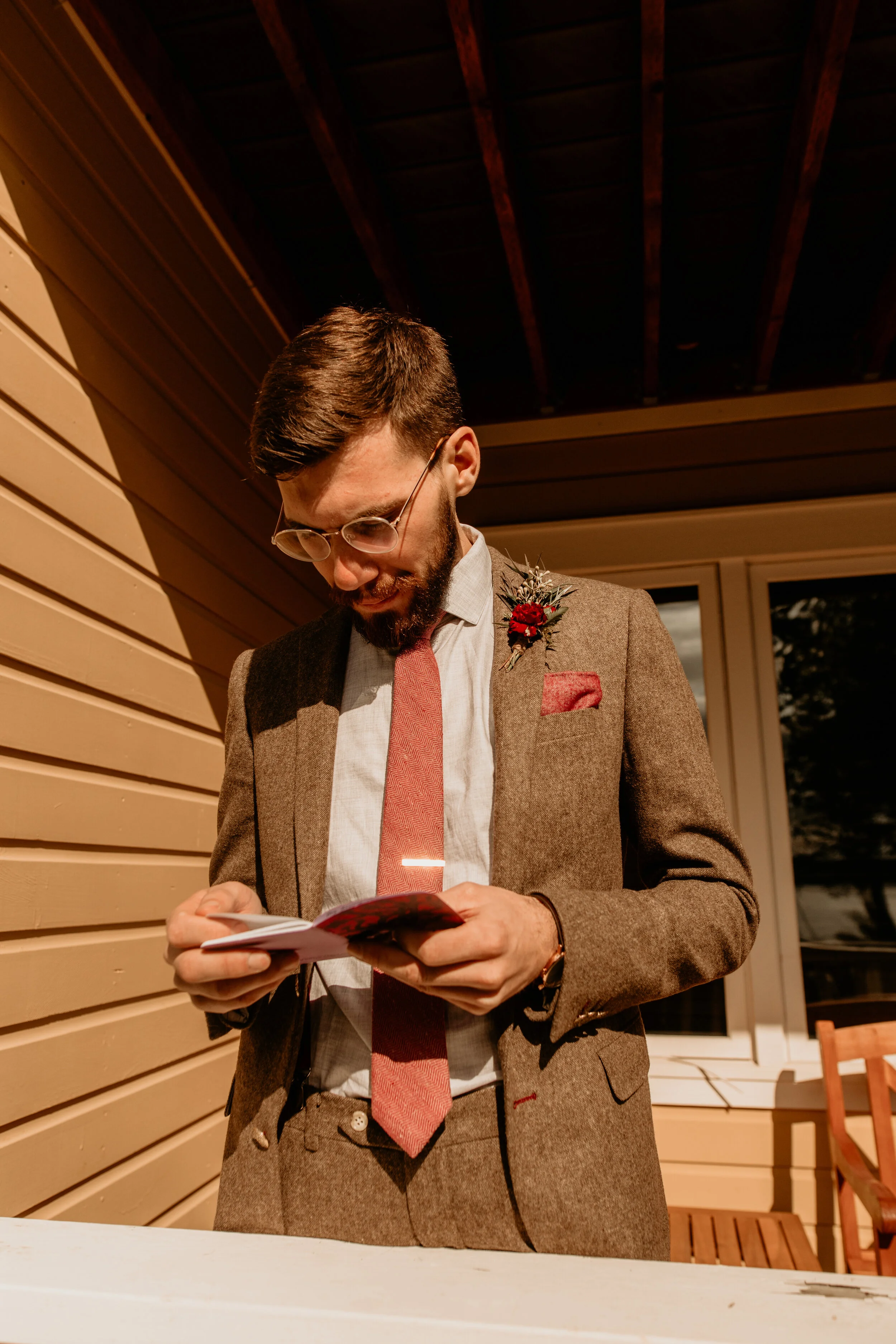 Orcas Island elopement - San Juan Island elopement - San Juan Island wedding - Orcas Island wedding - Orcas island elopement photographer -San Juan Island wedding photographer - Friday Harbor elopement - Island elopement vibes - fall elopement inspi…