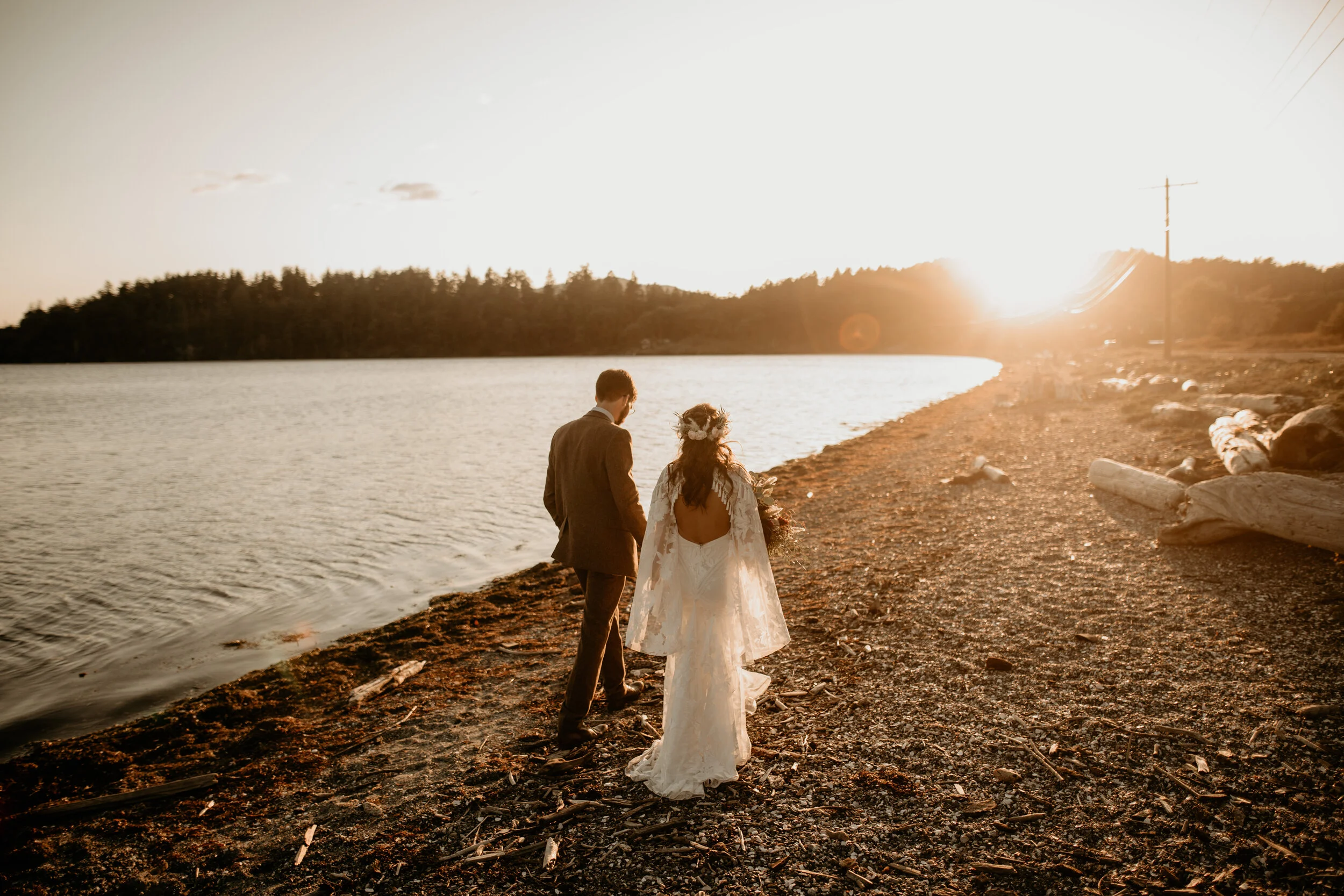 Orcas Island elopement - San Juan Island elopement - San Juan Island wedding - Orcas Island wedding - Orcas island elopement photographer -San Juan Island wedding photographer - Friday Harbor elopement - Island elopement vibes - fall elopement inspi…