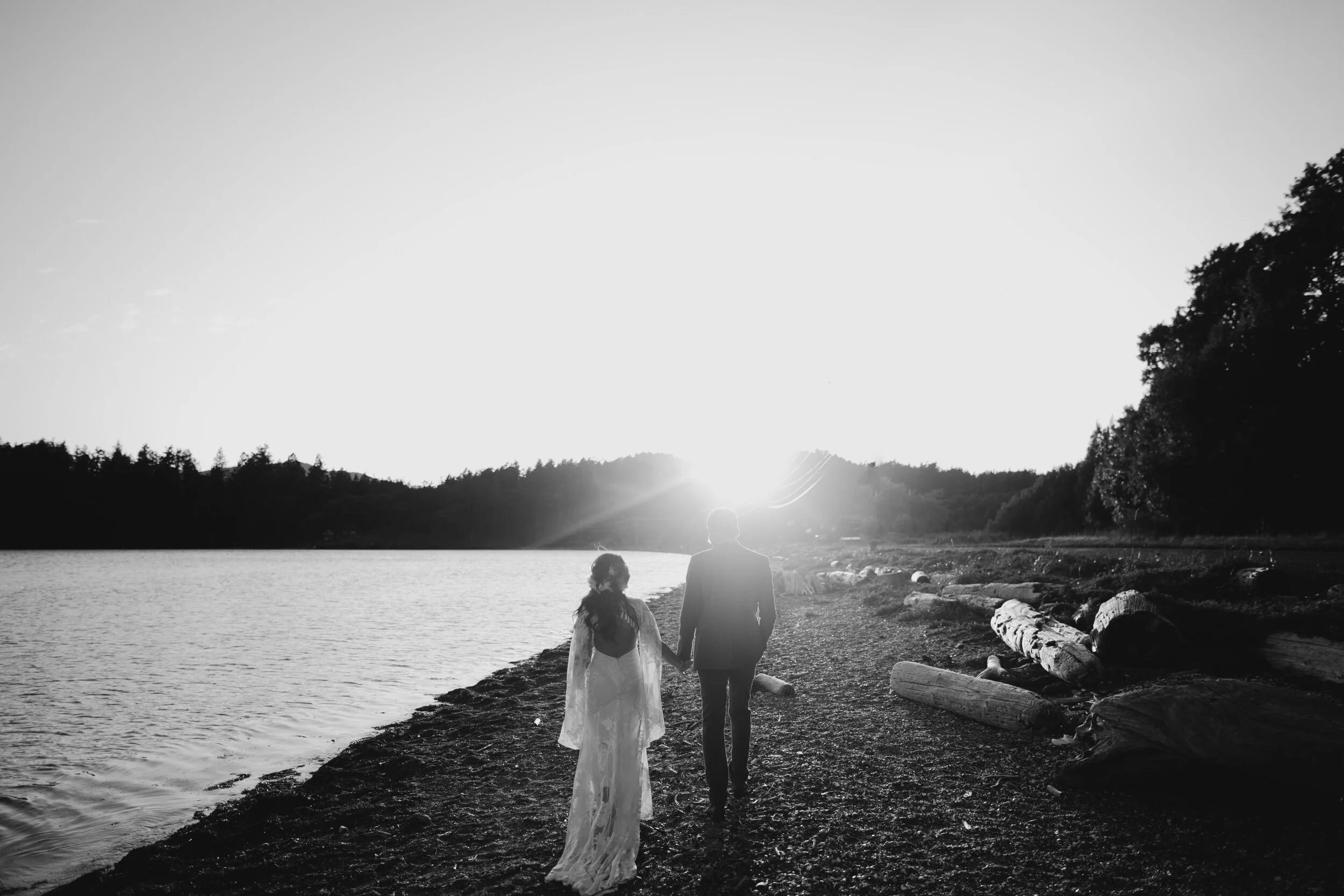 Orcas Island elopement - San Juan Island elopement - San Juan Island wedding - Orcas Island wedding - Orcas island elopement photographer -San Juan Island wedding photographer - Friday Harbor elopement - Island elopement vibes - fall elopement inspi…