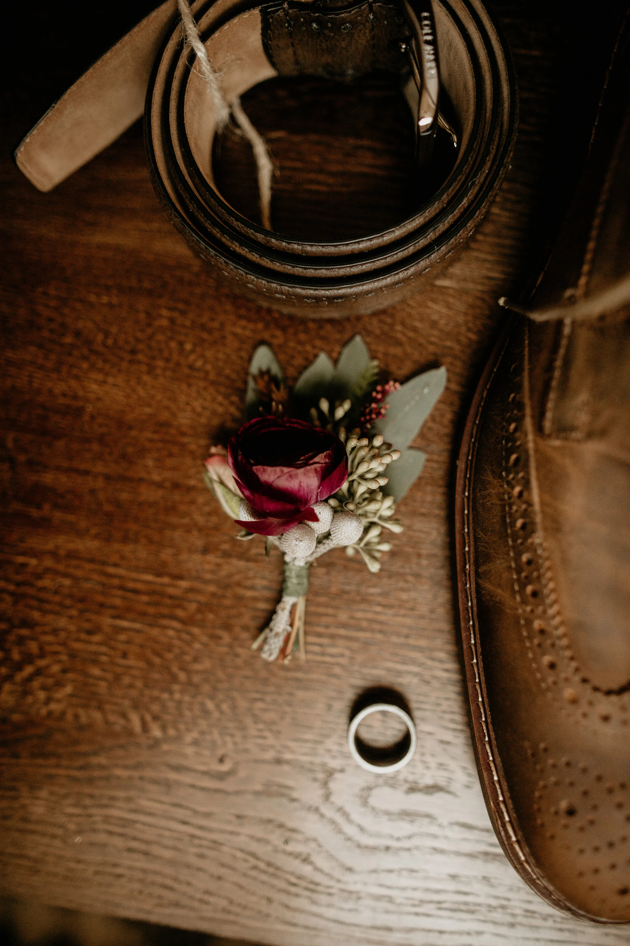 Gold Creek Pond elopement - Snoqualmie pass elopement - Hyatt elopement - gold creek pond wedding - gold creek pond elopement photographer - snoqualmie pass wedding photographer - pnw elopement - mountain elopement vibes - fall elopement inspiratio…