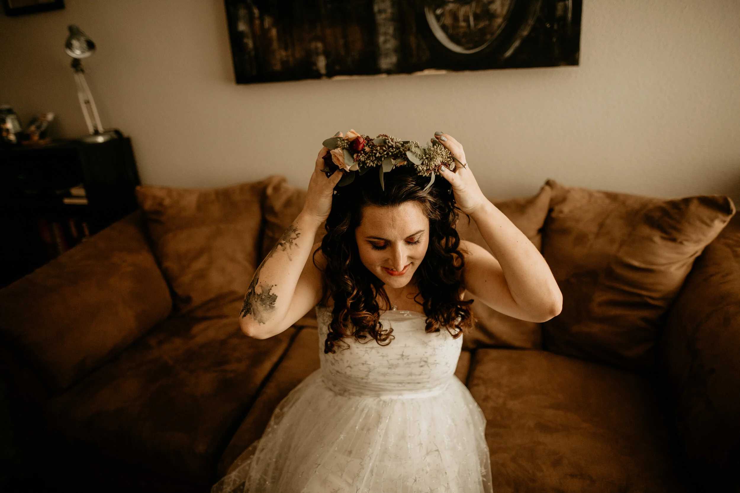 Gold Creek Pond elopement - Snoqualmie pass elopement - Hyatt elopement - gold creek pond wedding - gold creek pond elopement photographer - snoqualmie pass wedding photographer - pnw elopement - mountain elopement vibes - fall elopement inspiratio…