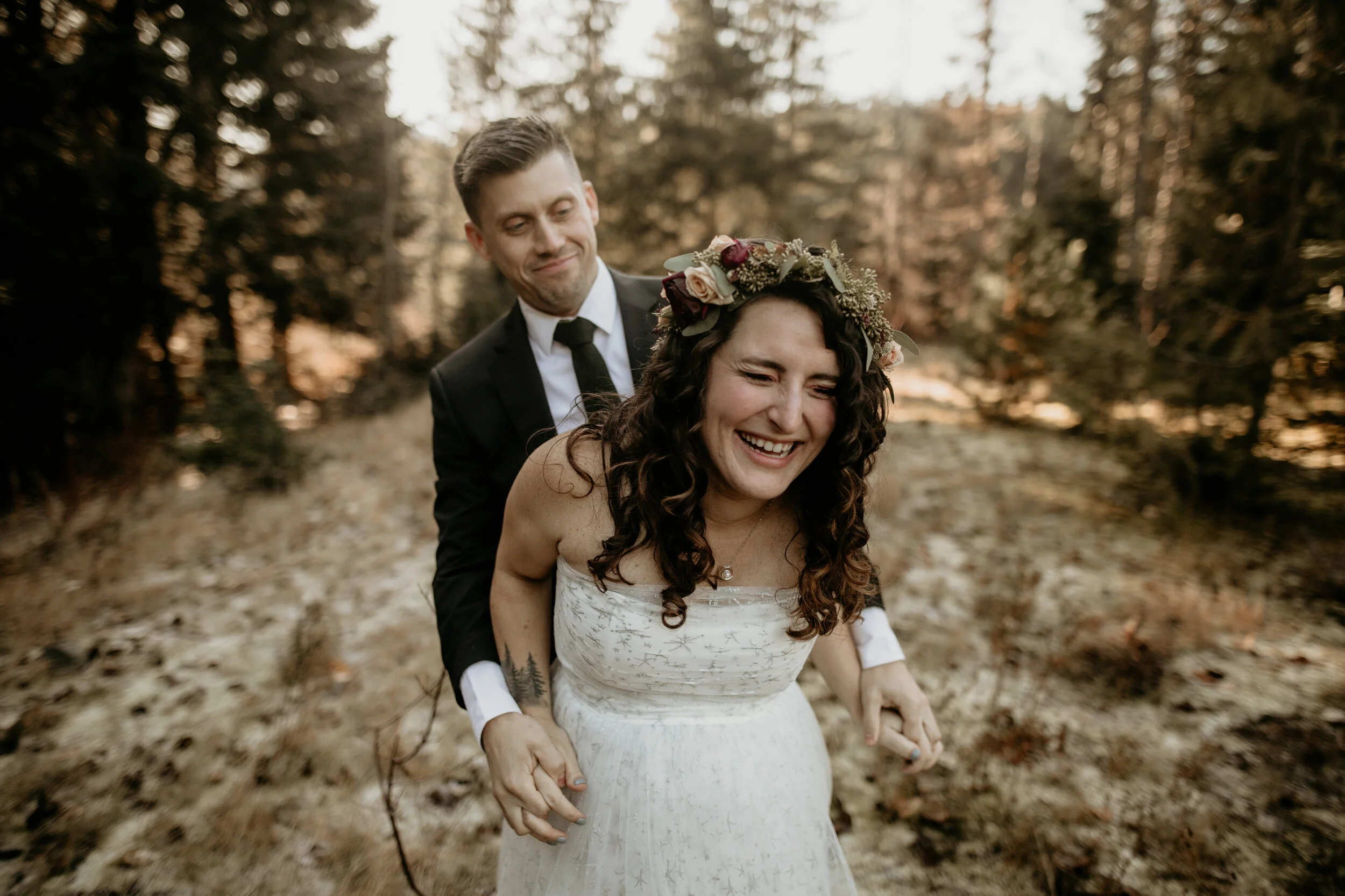 Gold Creek Pond elopement - Snoqualmie pass elopement - Hyatt elopement - gold creek pond wedding - gold creek pond elopement photographer - snoqualmie pass wedding photographer - pnw elopement - mountain elopement vibes - fall elopement inspiratio…