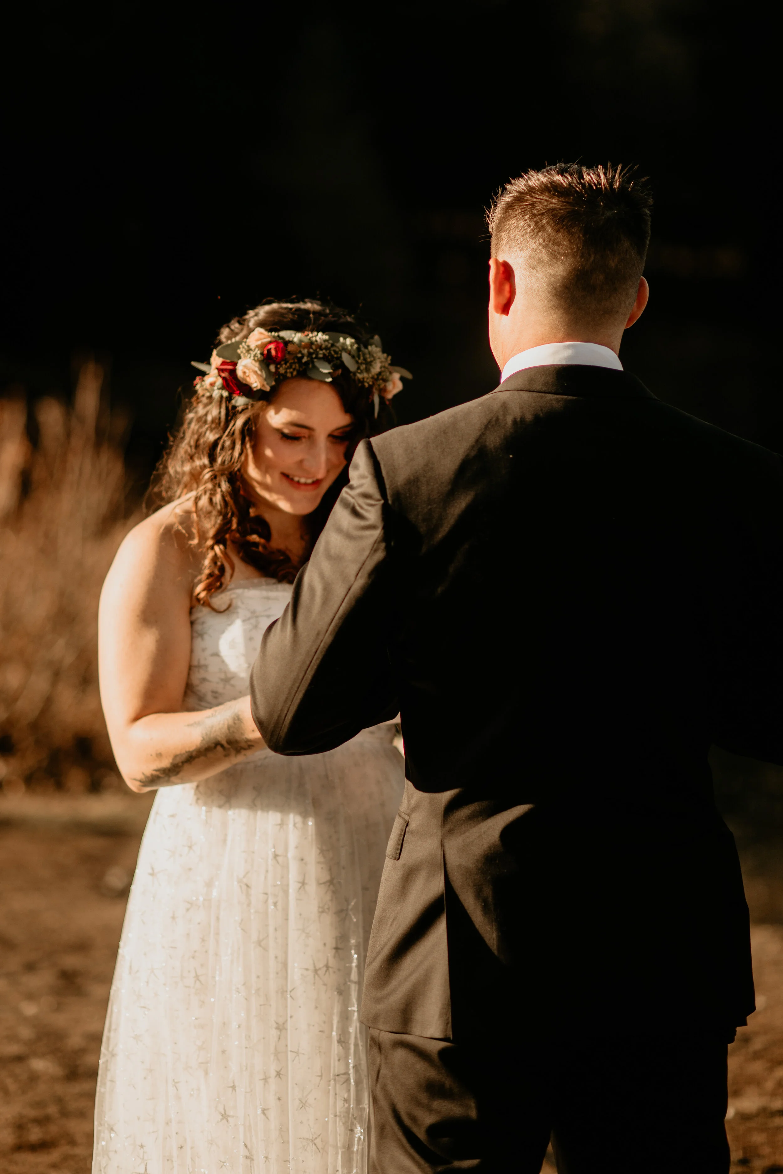 Gold Creek Pond elopement - Snoqualmie pass elopement - Hyatt elopement - gold creek pond wedding - gold creek pond elopement photographer - snoqualmie pass wedding photographer - pnw elopement - mountain elopement vibes - fall elopement inspiratio…