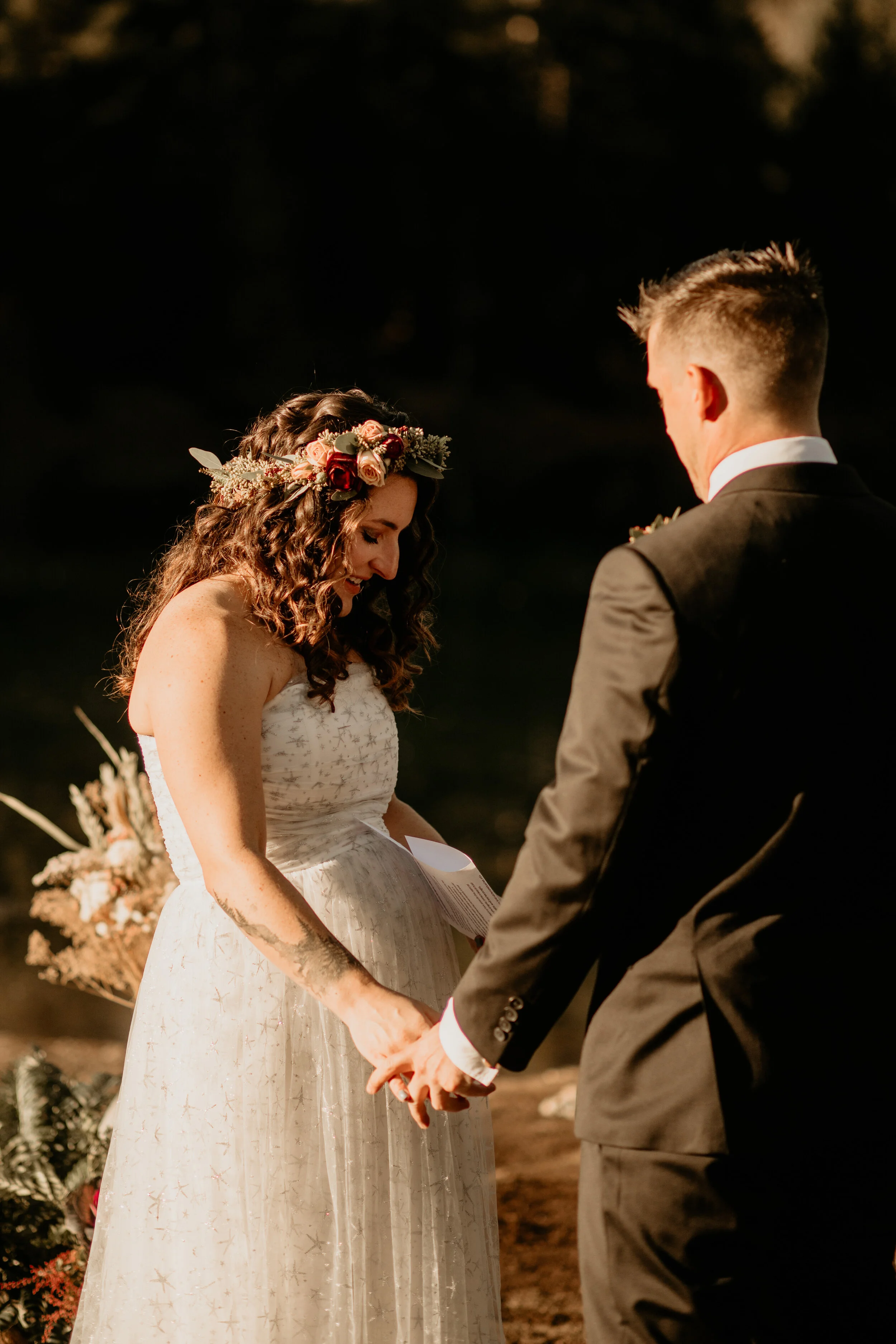Gold Creek Pond elopement - Snoqualmie pass elopement - Hyatt elopement - gold creek pond wedding - gold creek pond elopement photographer - snoqualmie pass wedding photographer - pnw elopement - mountain elopement vibes - fall elopement inspiratio…