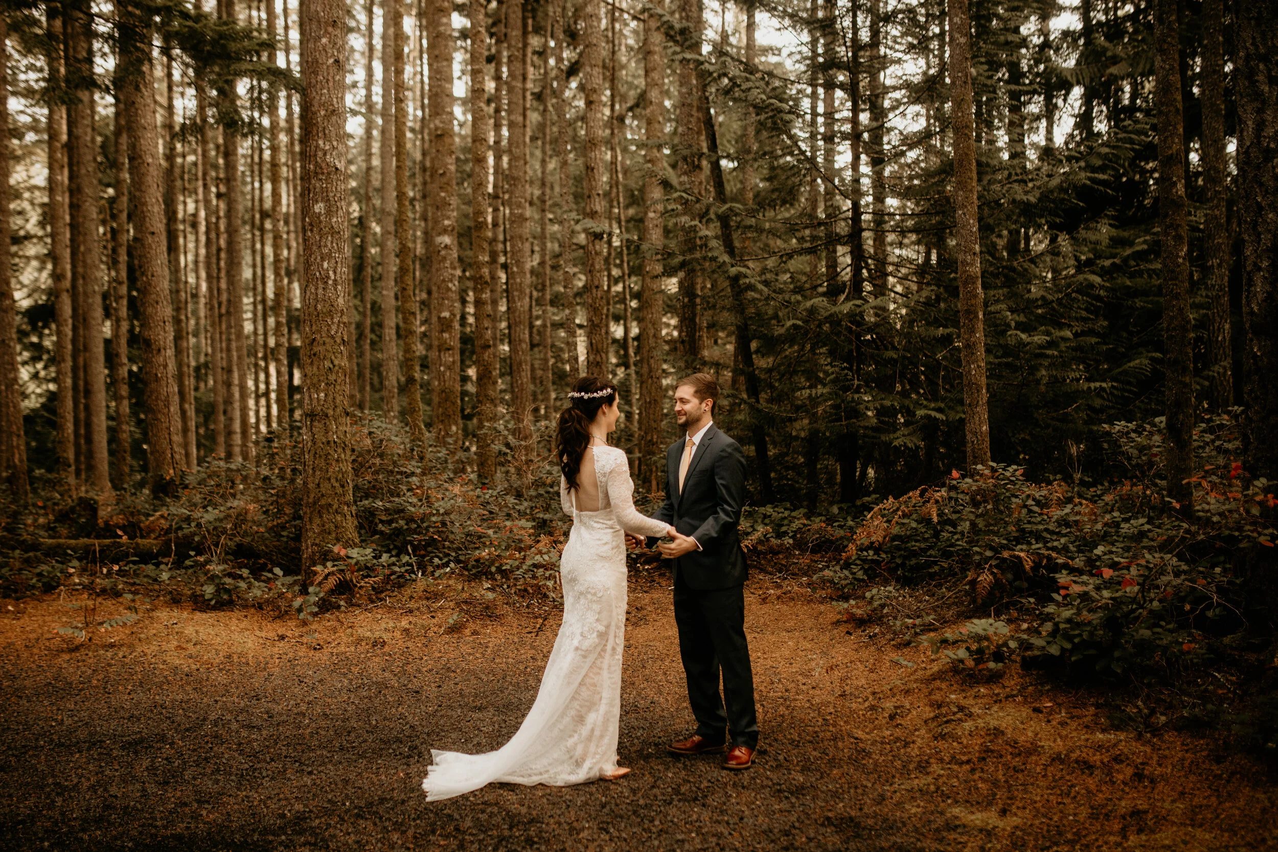 Forest elopement - Mountain Woods elopement - snoqualmie falls wedding - Salish lodge wedding - snoqualmie falls elopement photographer - Salish lodge wedding photographer - snoqualmie pass elopement - waterfall elopement vibes - fall elopement insp…