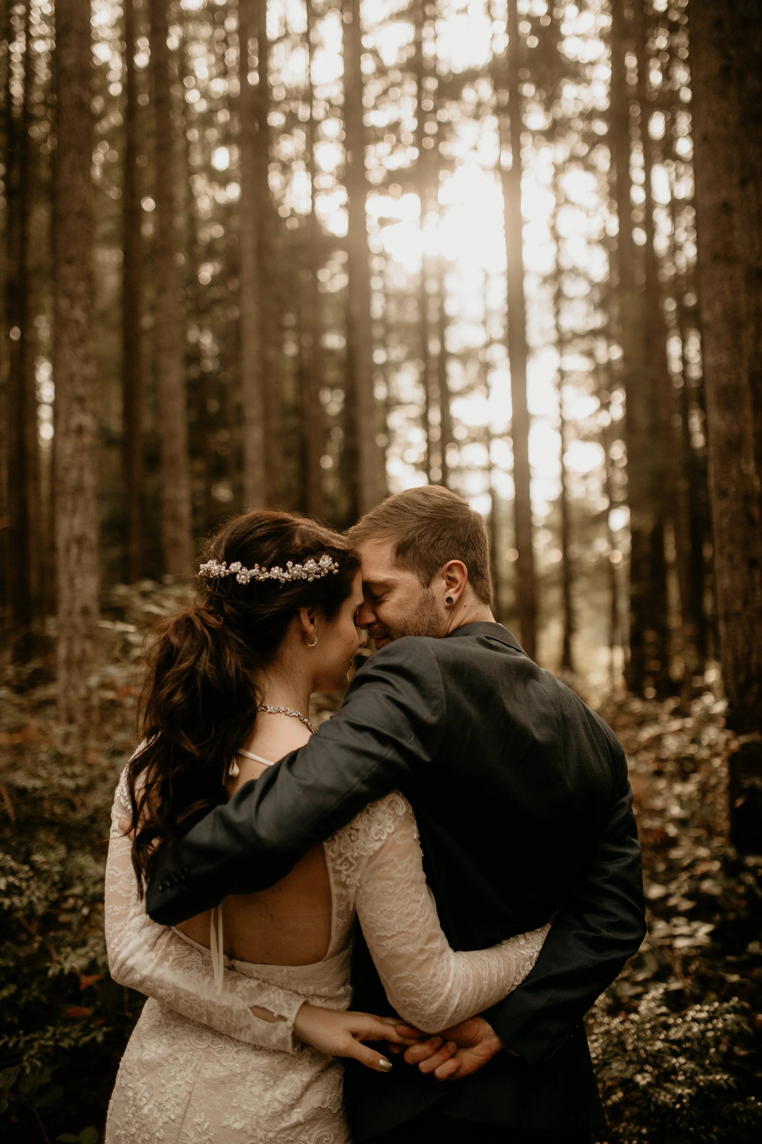 Forest elopement - Mountain Woods elopement - snoqualmie falls wedding - Salish lodge wedding - snoqualmie falls elopement photographer - Salish lodge wedding photographer - snoqualmie pass elopement - waterfall elopement vibes - fall elopement insp…