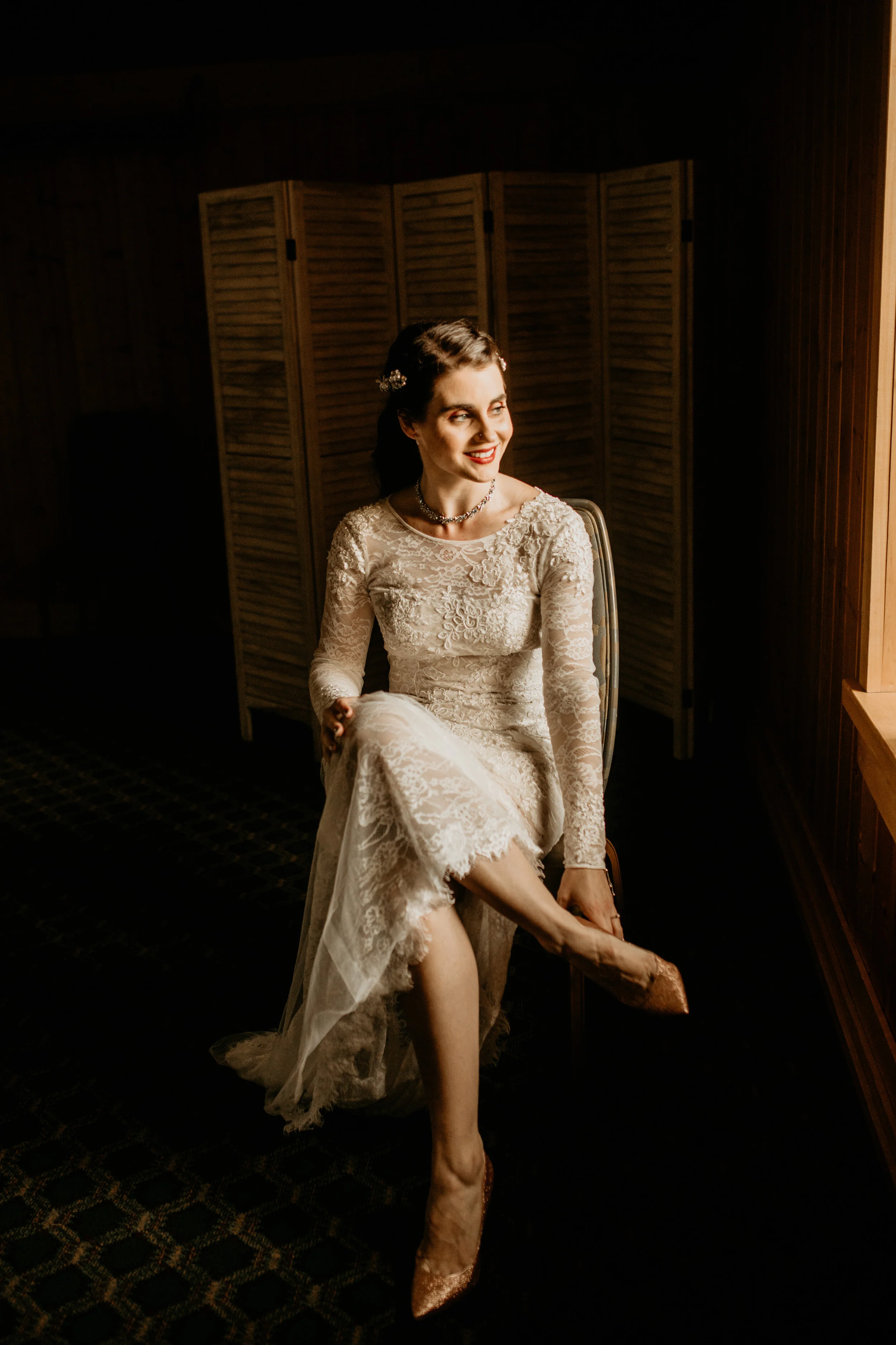 Forest elopement - Mountain Woods elopement - snoqualmie falls wedding - Salish lodge wedding - snoqualmie falls elopement photographer - Salish lodge wedding photographer - snoqualmie pass elopement - waterfall elopement vibes - fall elopement insp…