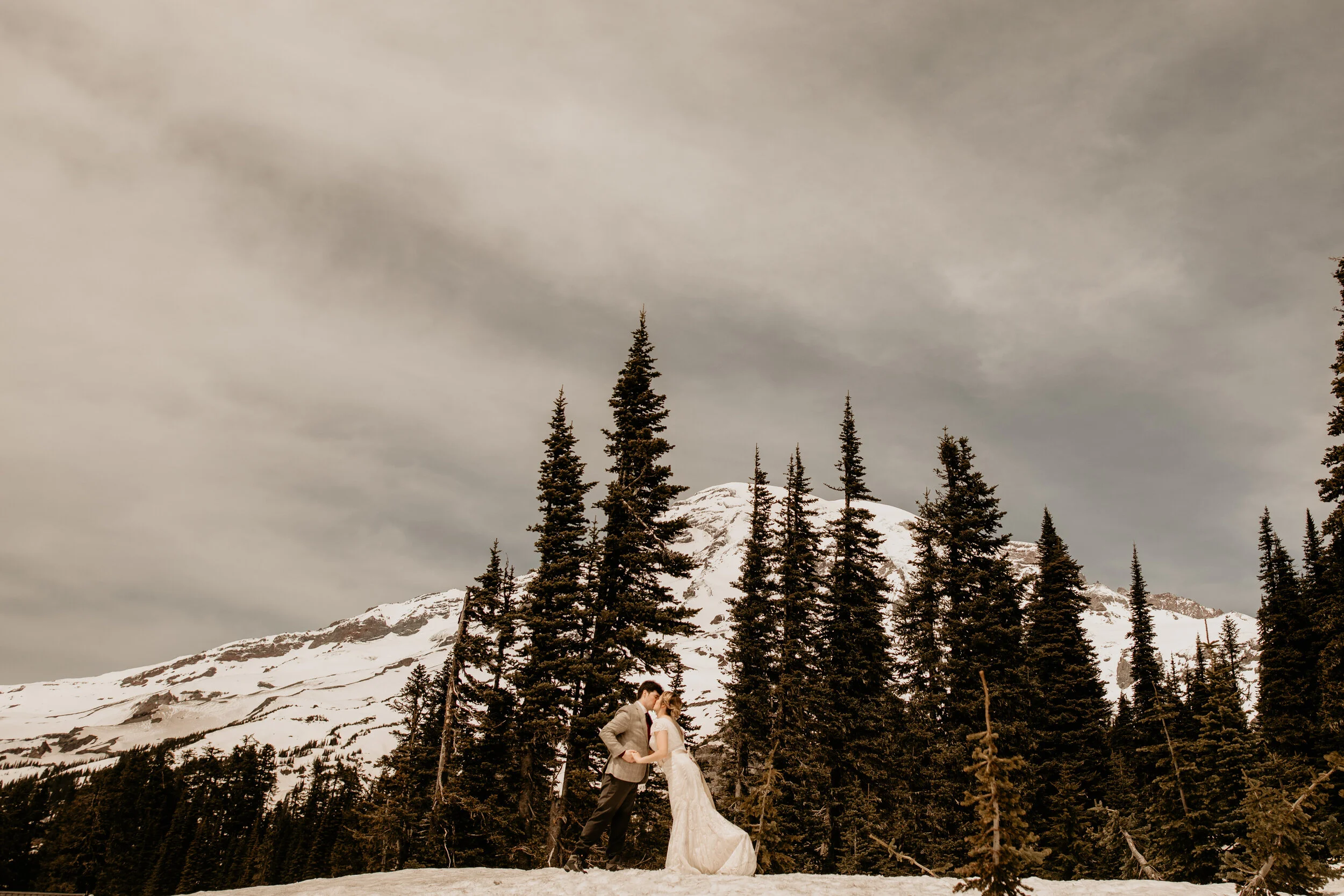 North cascades national park elopement - Mount Rainier National Park Elopement - Olympic National Park Elopement - Best places to elope in Washington - most beautiful places in pnw to elope - best elopement locations in Washington -North cascades na…