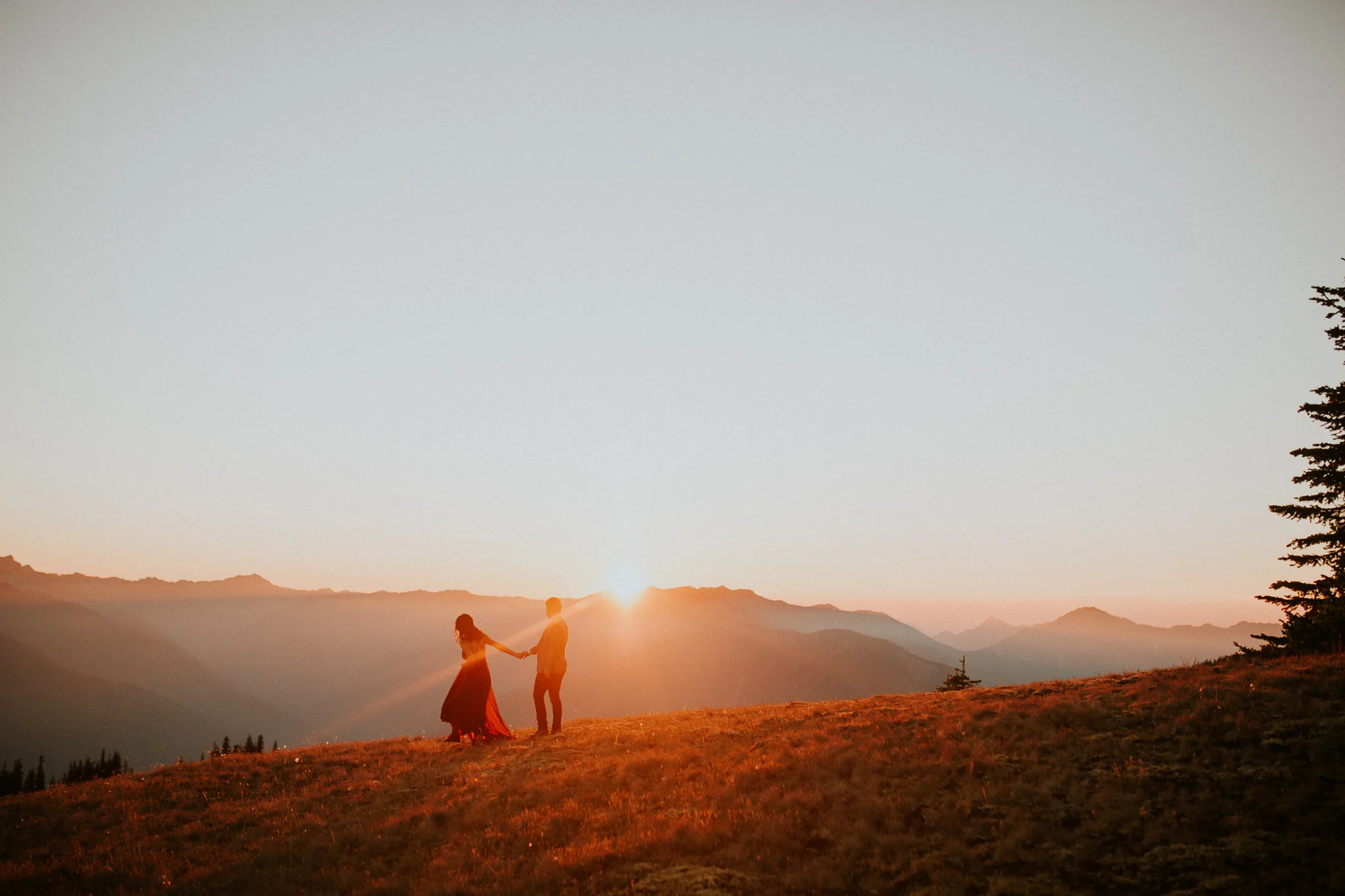 North cascades national park elopement - Mount Rainier National Park Elopement - Olympic National Park Elopement - Best places to elope in Washington - most beautiful places in pnw to elope - best elopement locations in Washington -North cascades na…