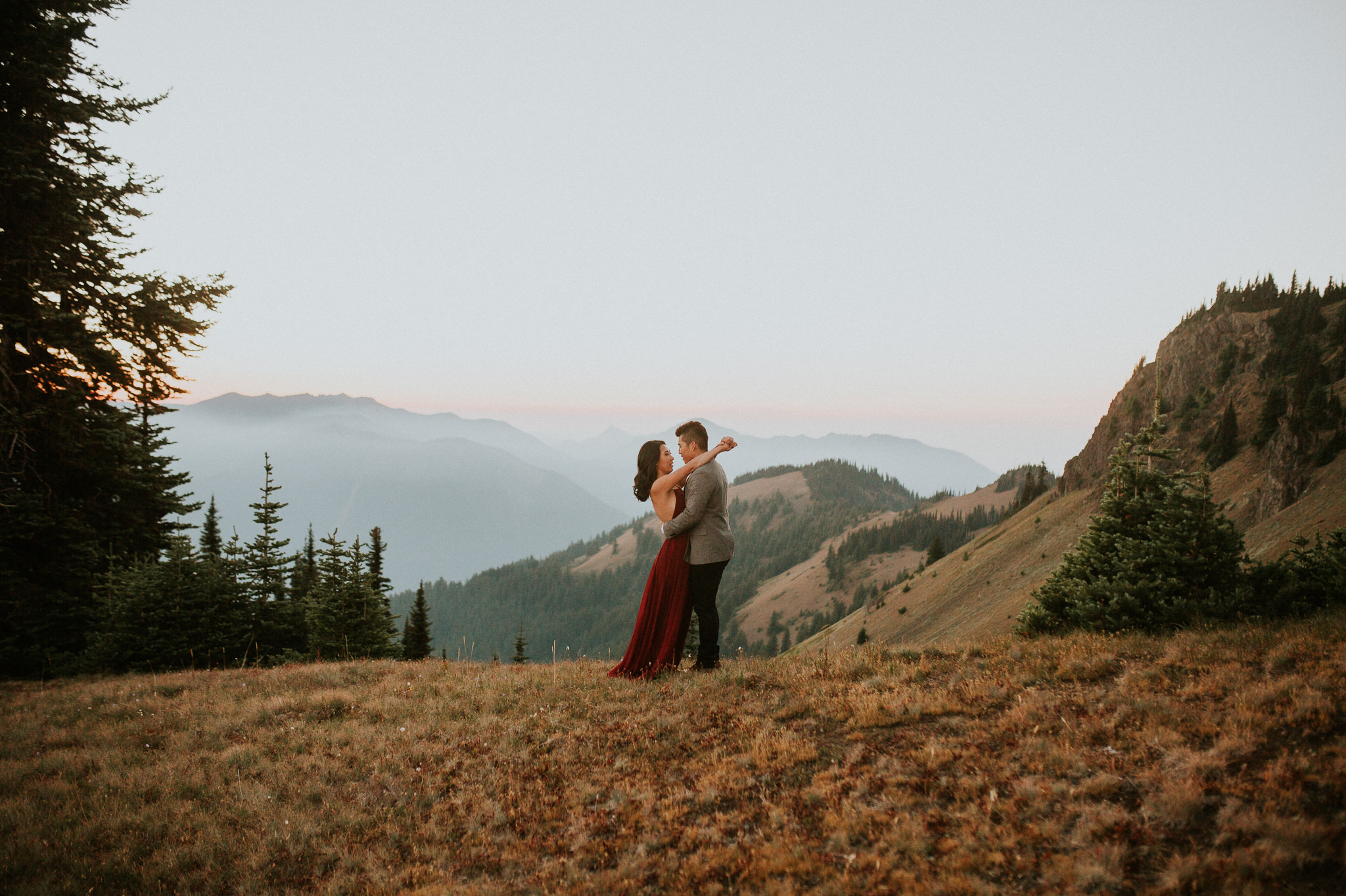 North cascades national park elopement - Mount Rainier National Park Elopement - Olympic National Park Elopement - Best places to elope in Washington - most beautiful places in pnw to elope - best elopement locations in Washington -North cascades na…