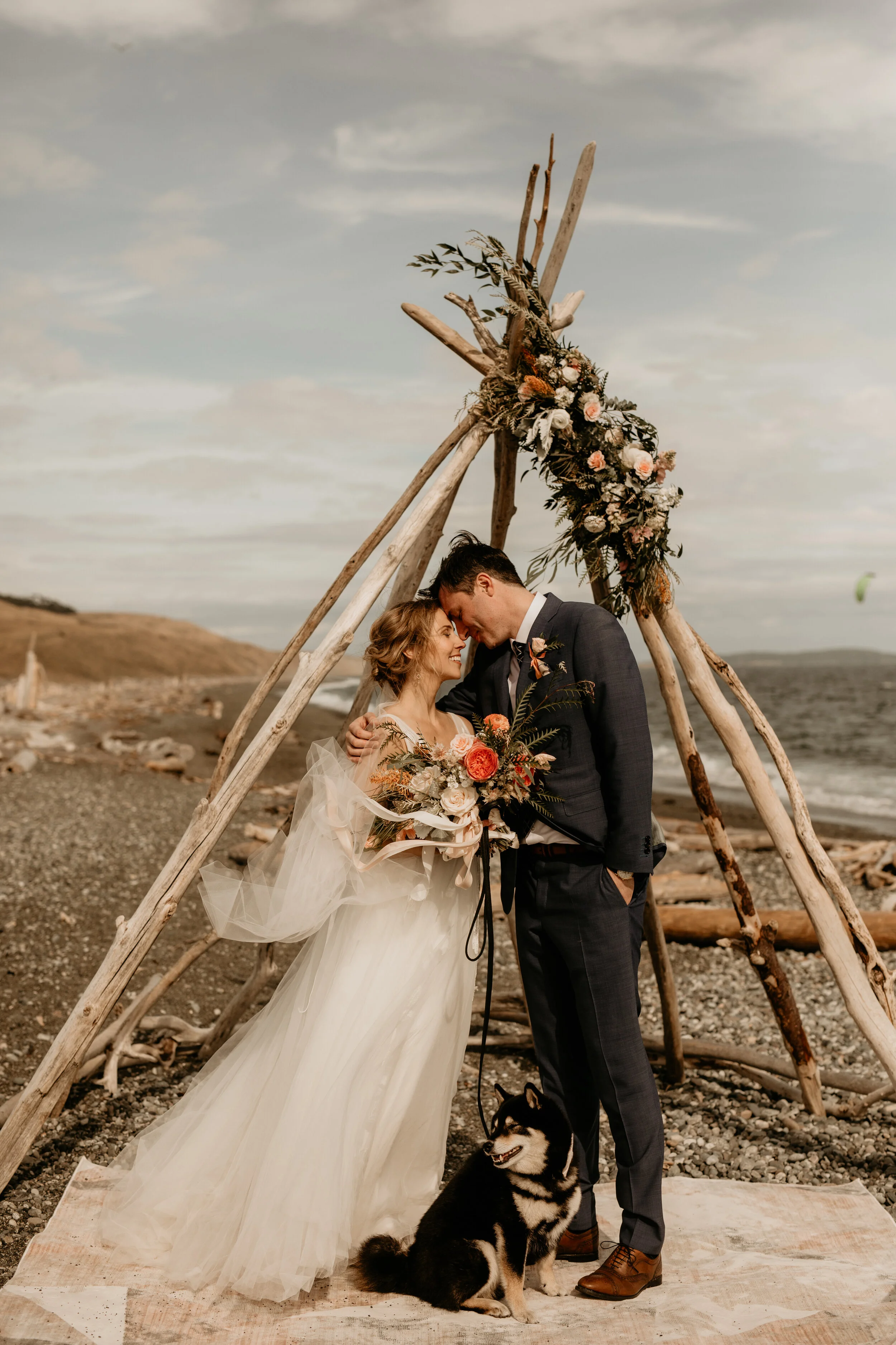 North cascades national park elopement - Mount Rainier National Park Elopement - Olympic National Park Elopement - Best places to elope in Washington - most beautiful places in pnw to elope - best elopement locations in Washington -North cascades na…