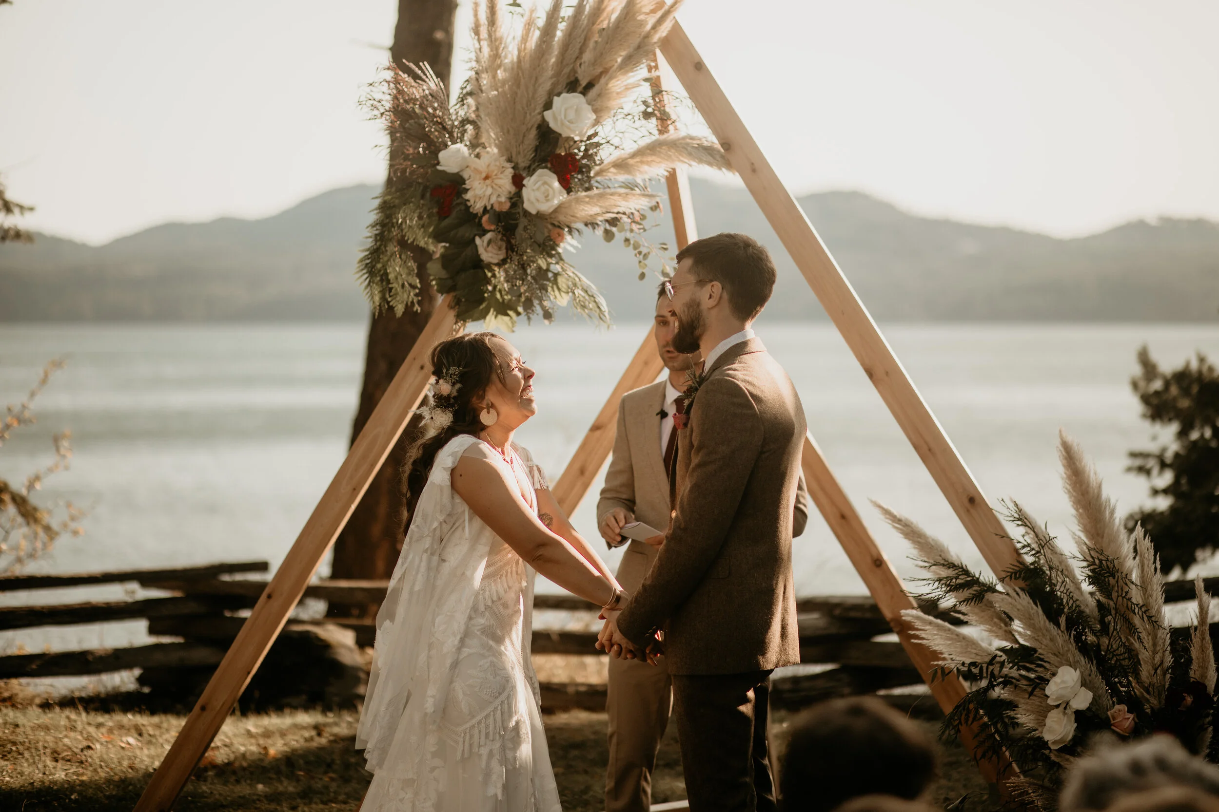 Orcas-island-elopement-photographer-breeanna-lasher-wedding-458.jpg