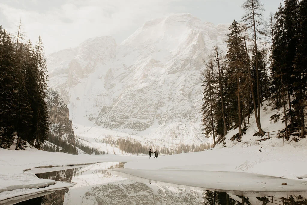 lago di braies elopement photographer