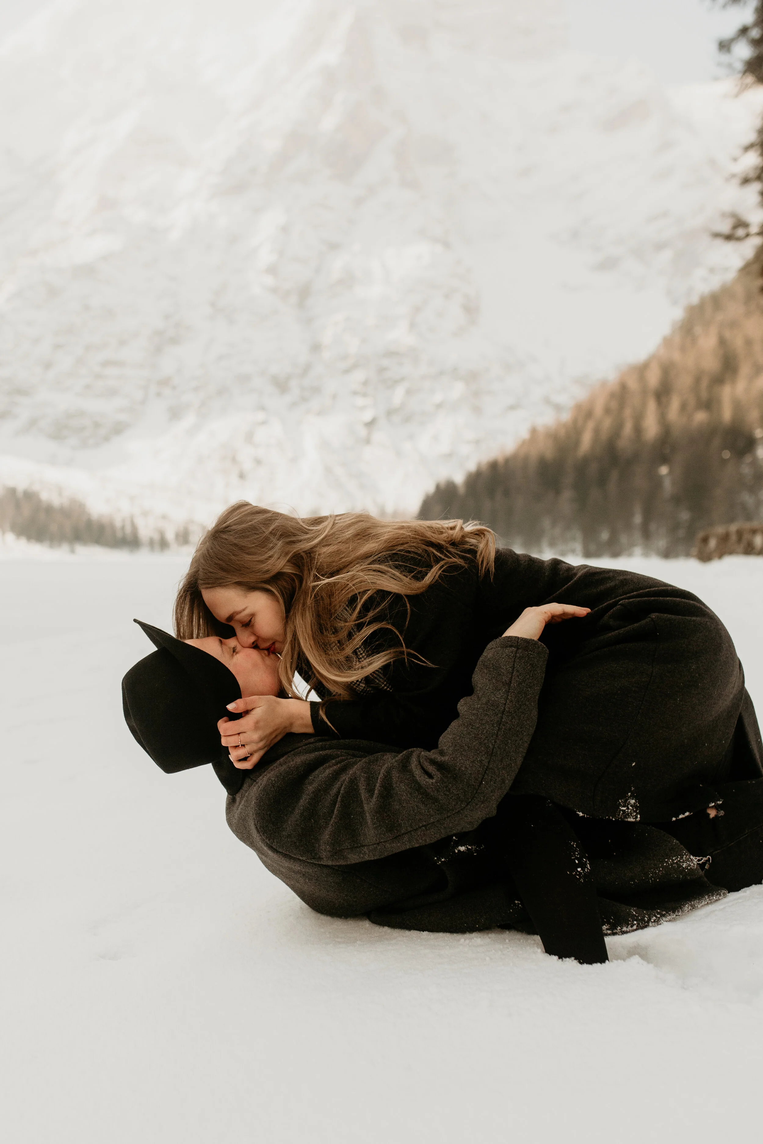 lago di braies elopement photographer