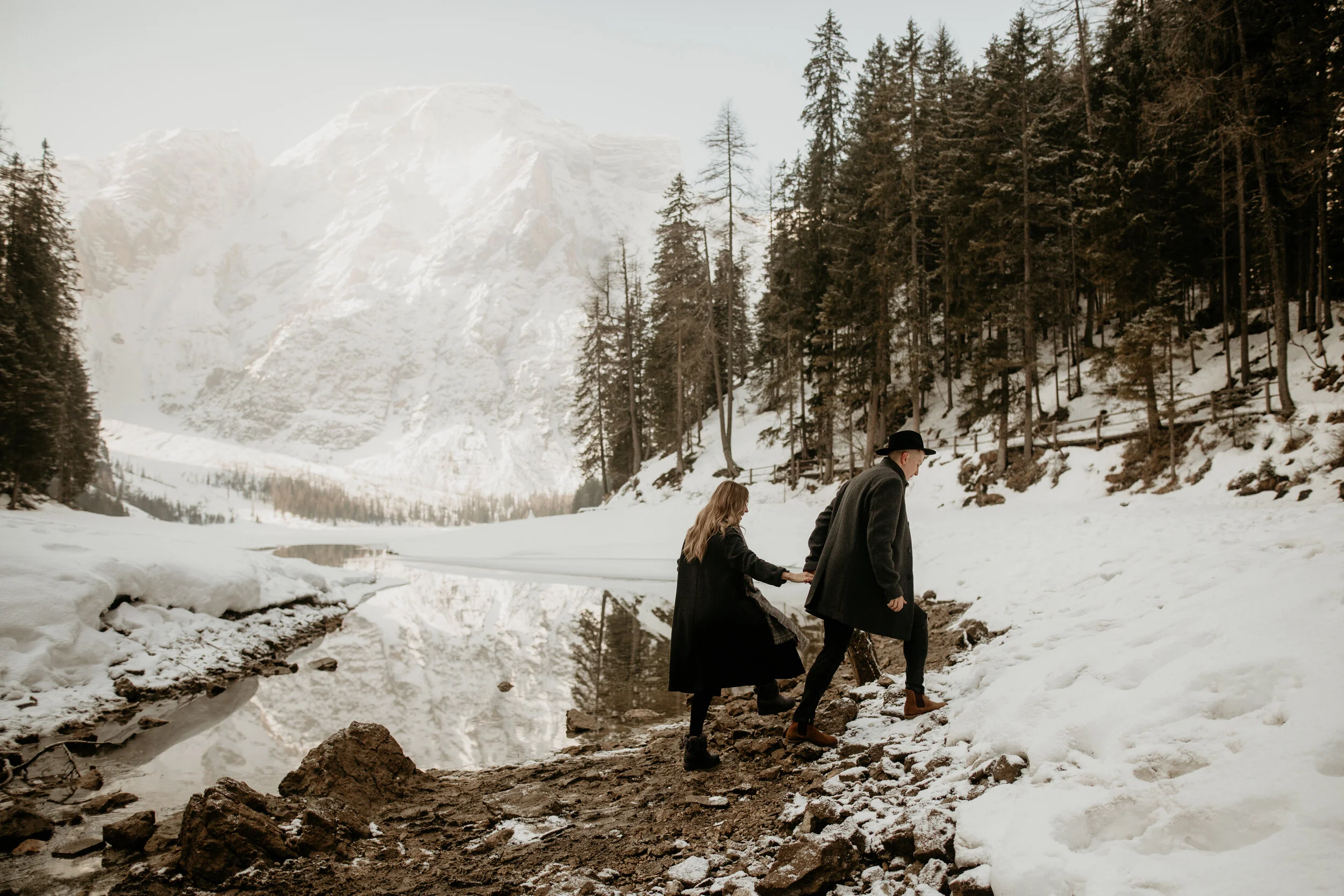 lago di braies elopement photographer