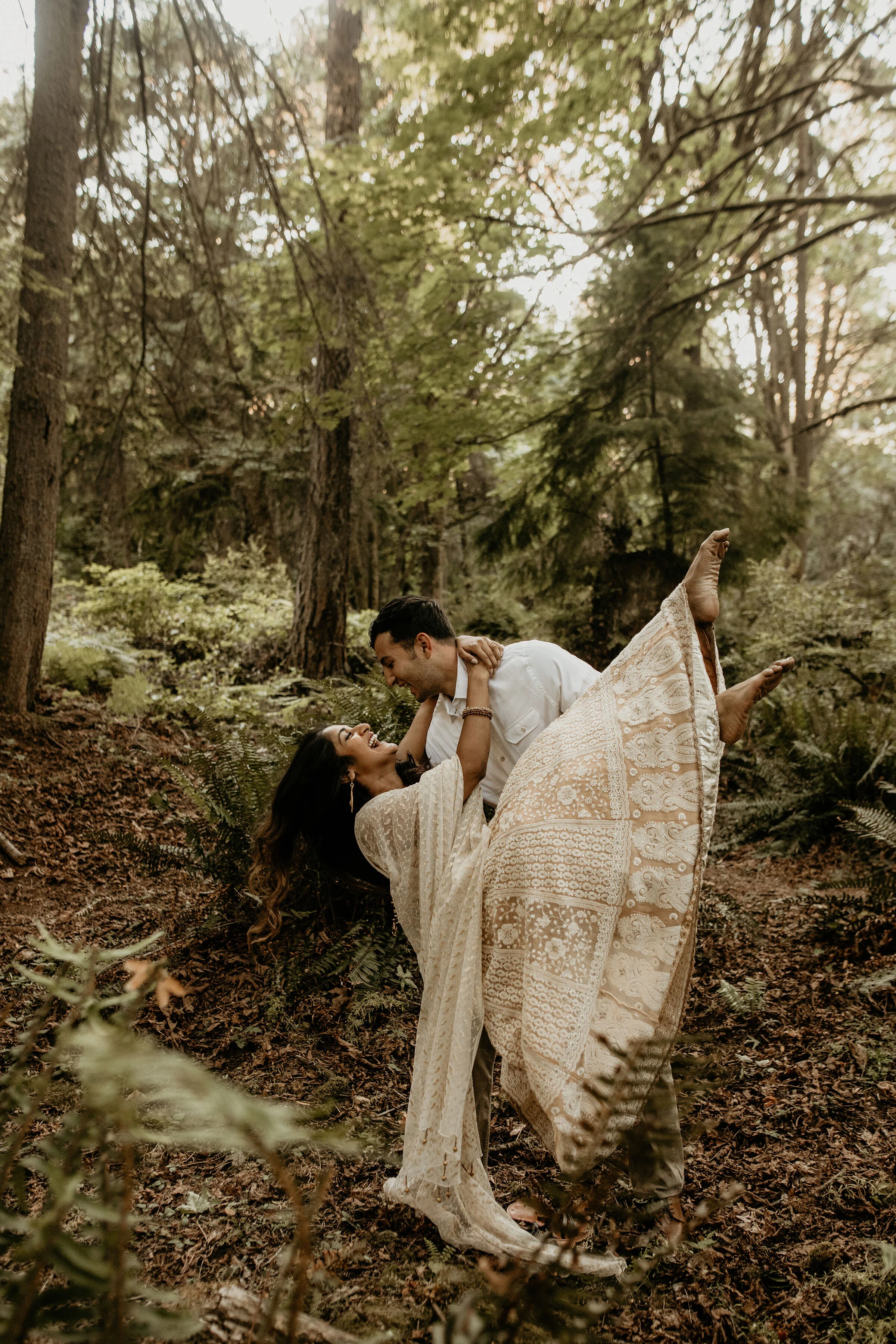 Point-defiance-engagement-photos-payal-tom-15.jpg