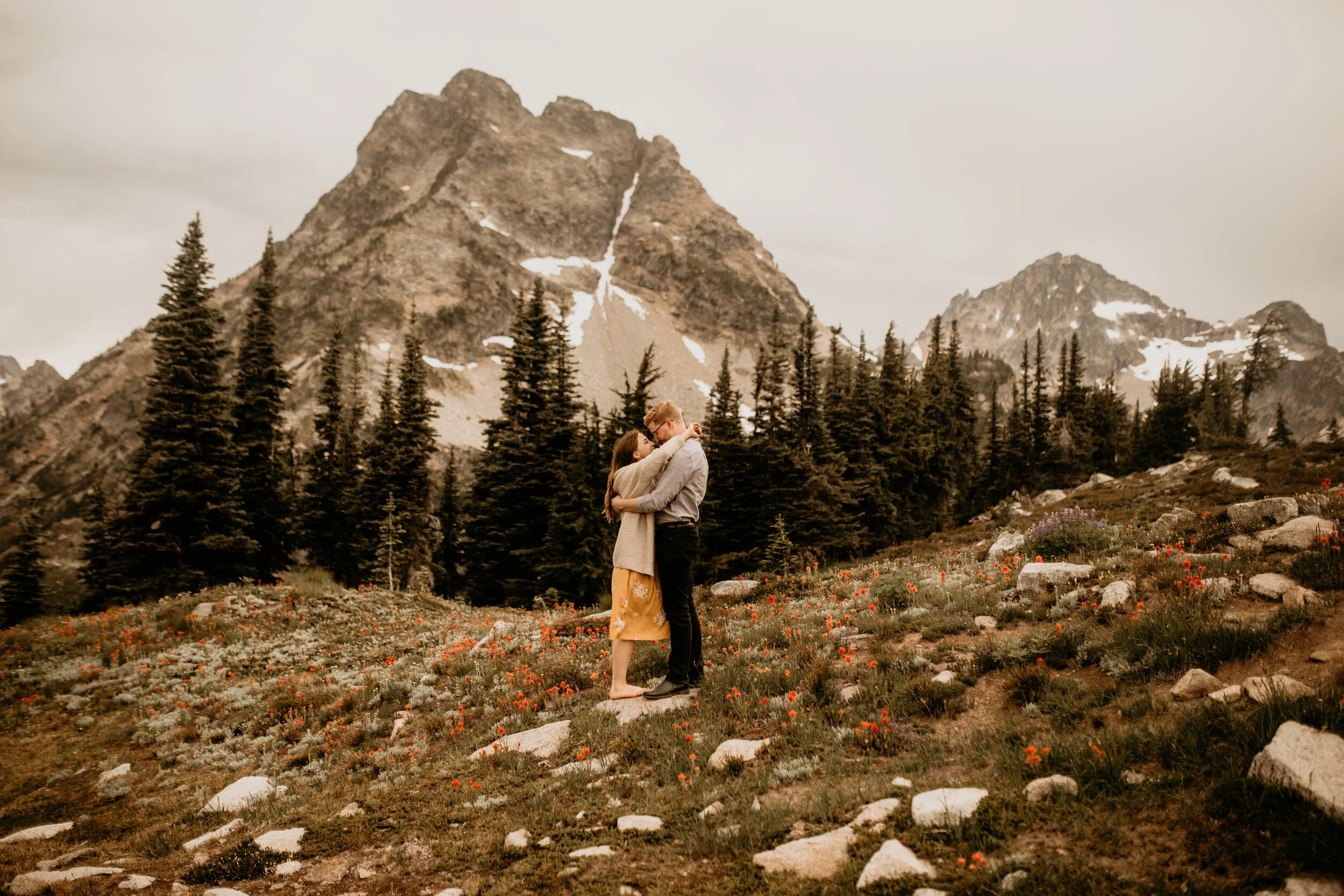 North-cascades-engagement-photos-heather-maple-pass-sam-Kori-203.jpg