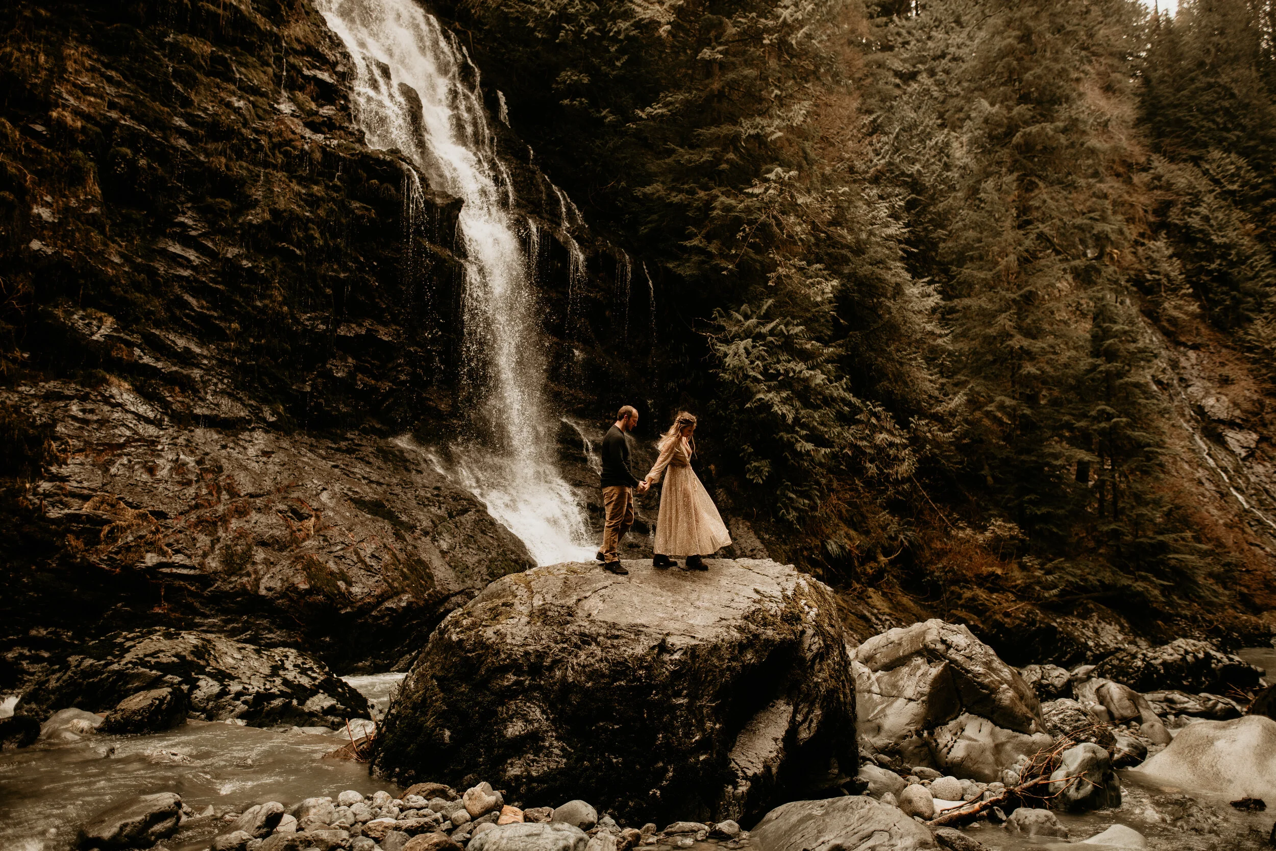 Washington-waterfall-north-cascades-engagement-photos-breeanna-lasher-Christine-Gary-112.jpg