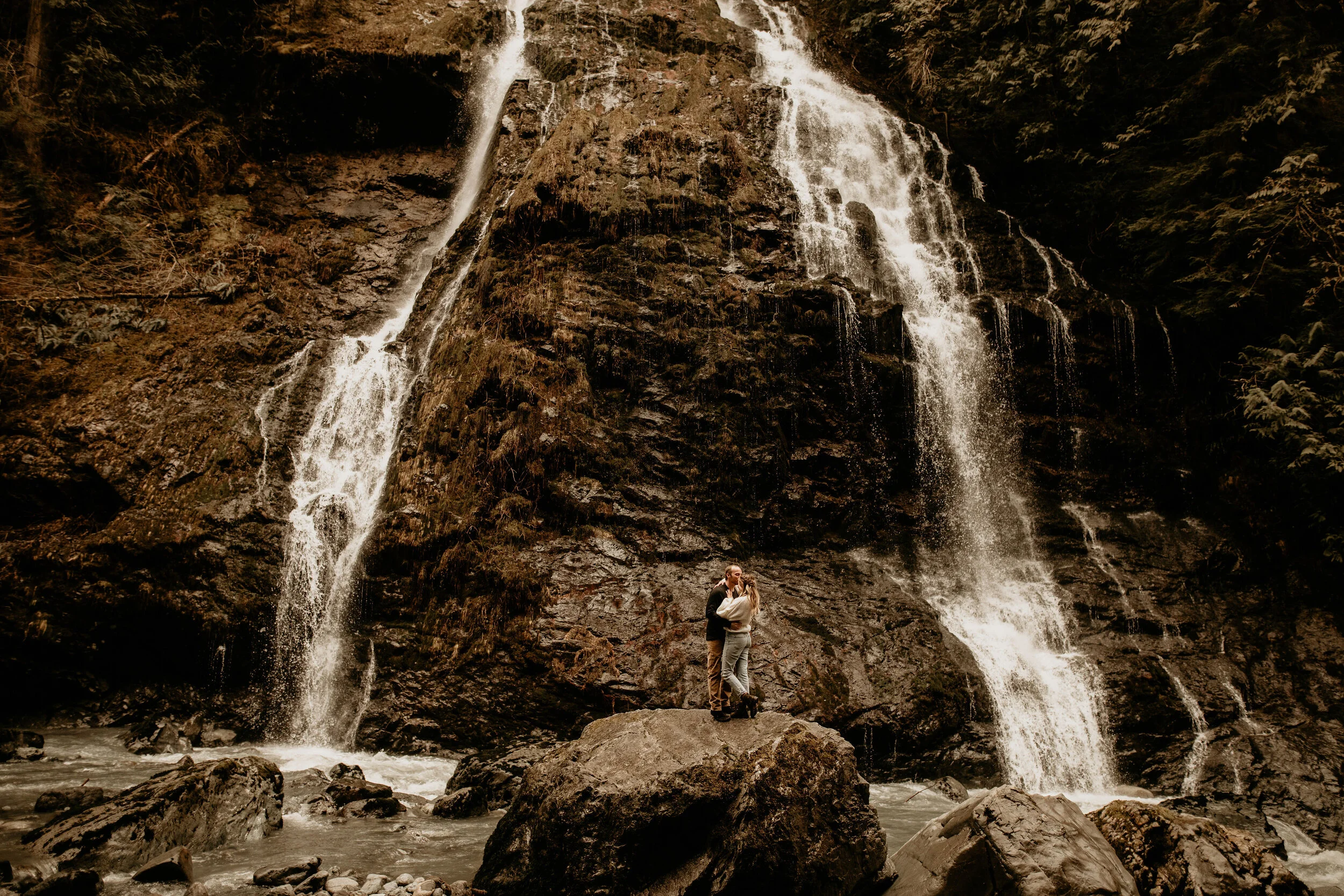 Washington-waterfall-north-cascades-engagement-photos-breeanna-lasher-Christine-Gary-59.jpg