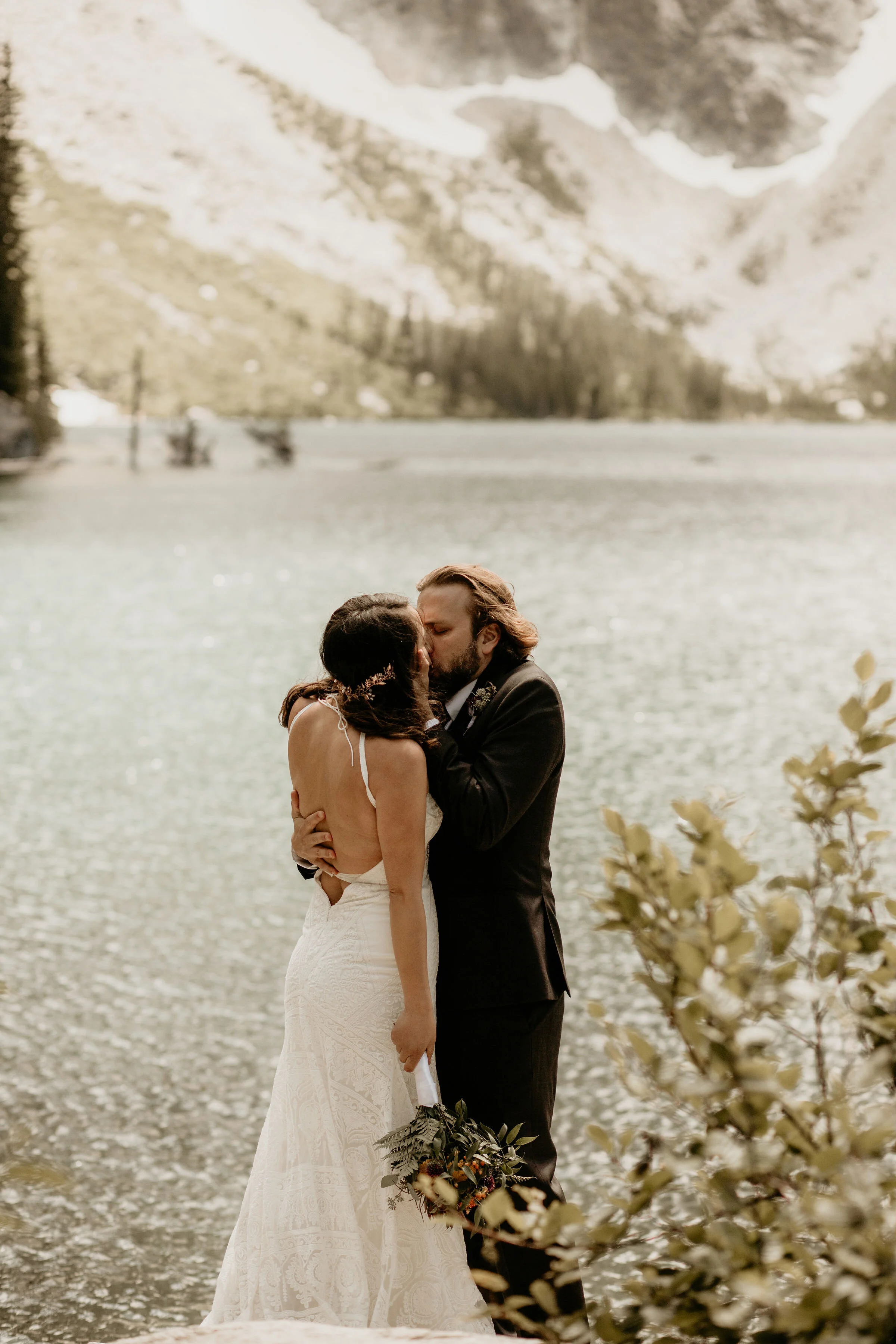 elopement first look