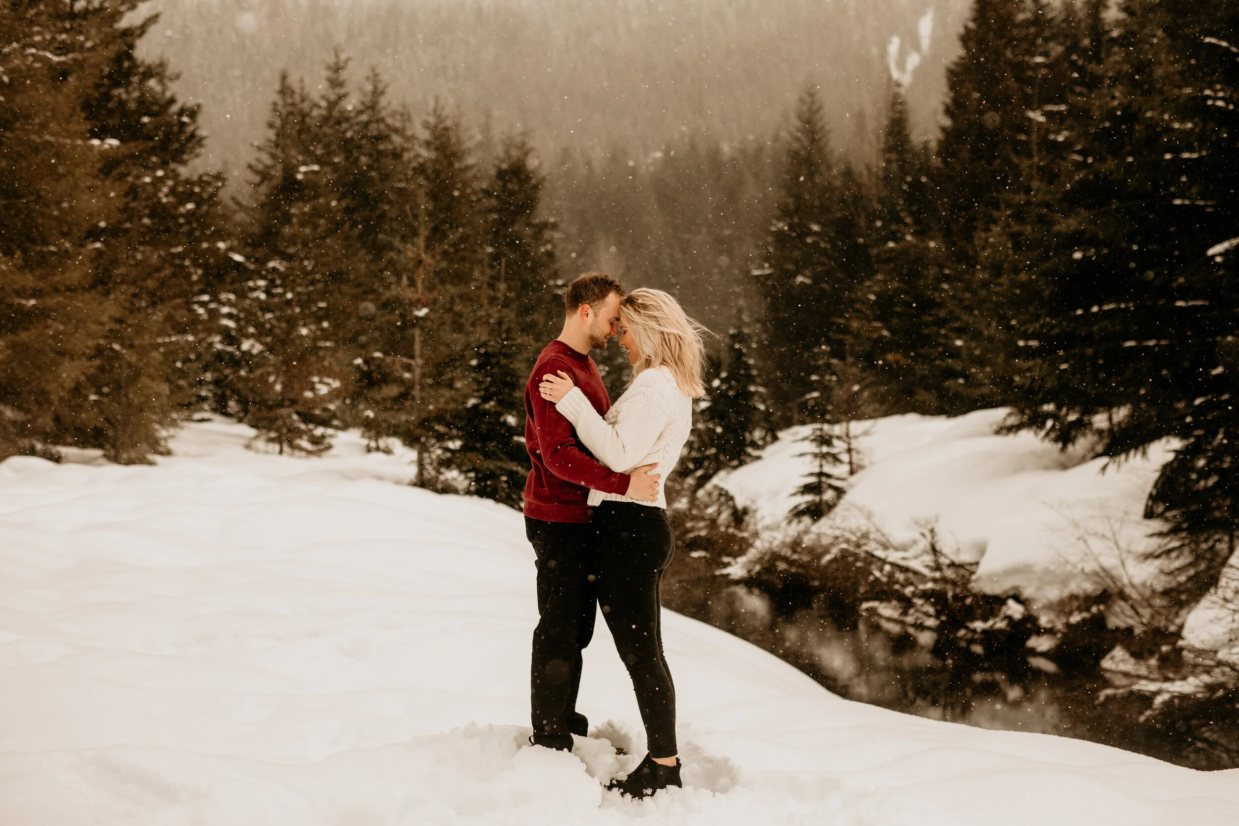 snow engagement photos