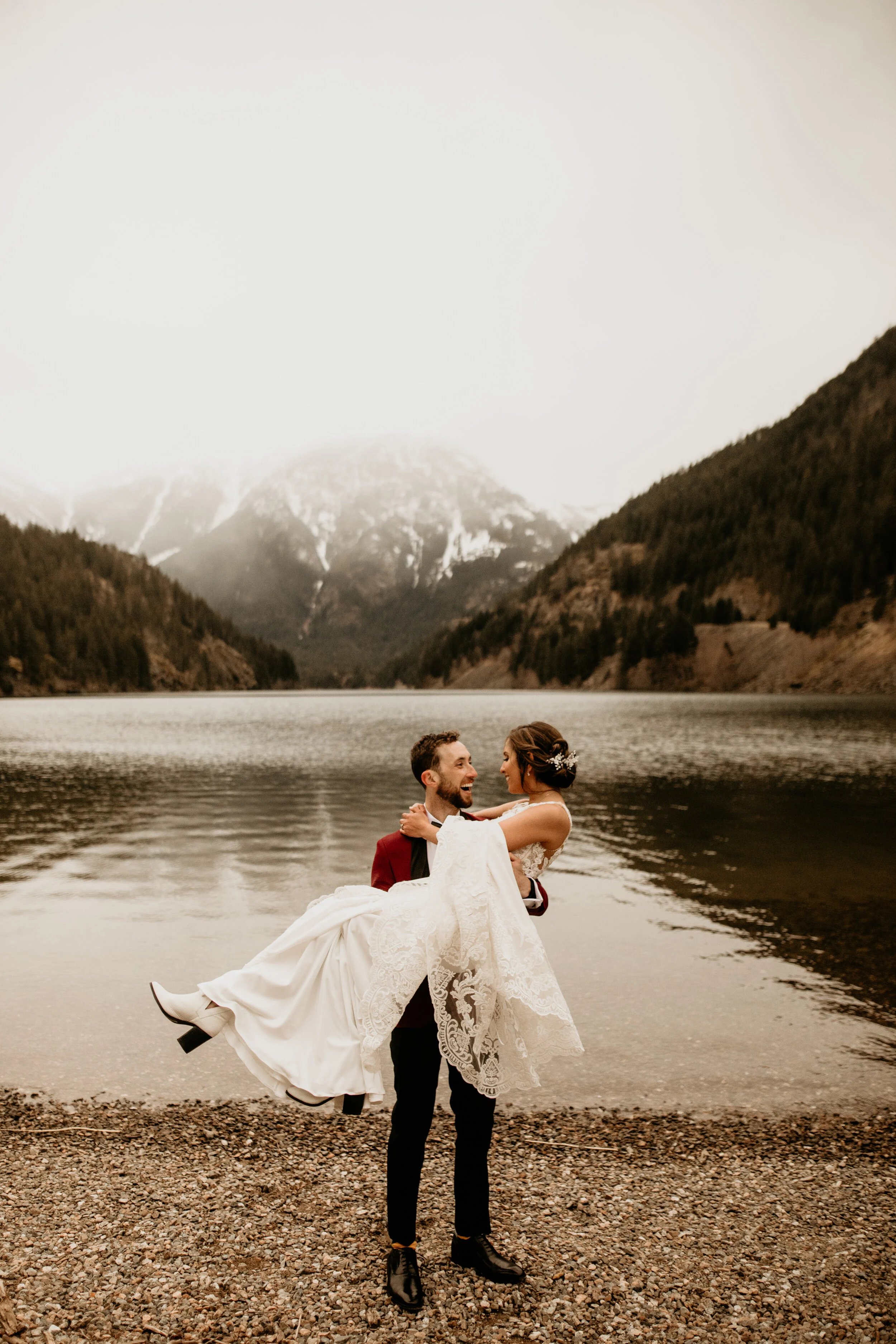 How to elope during covid 19