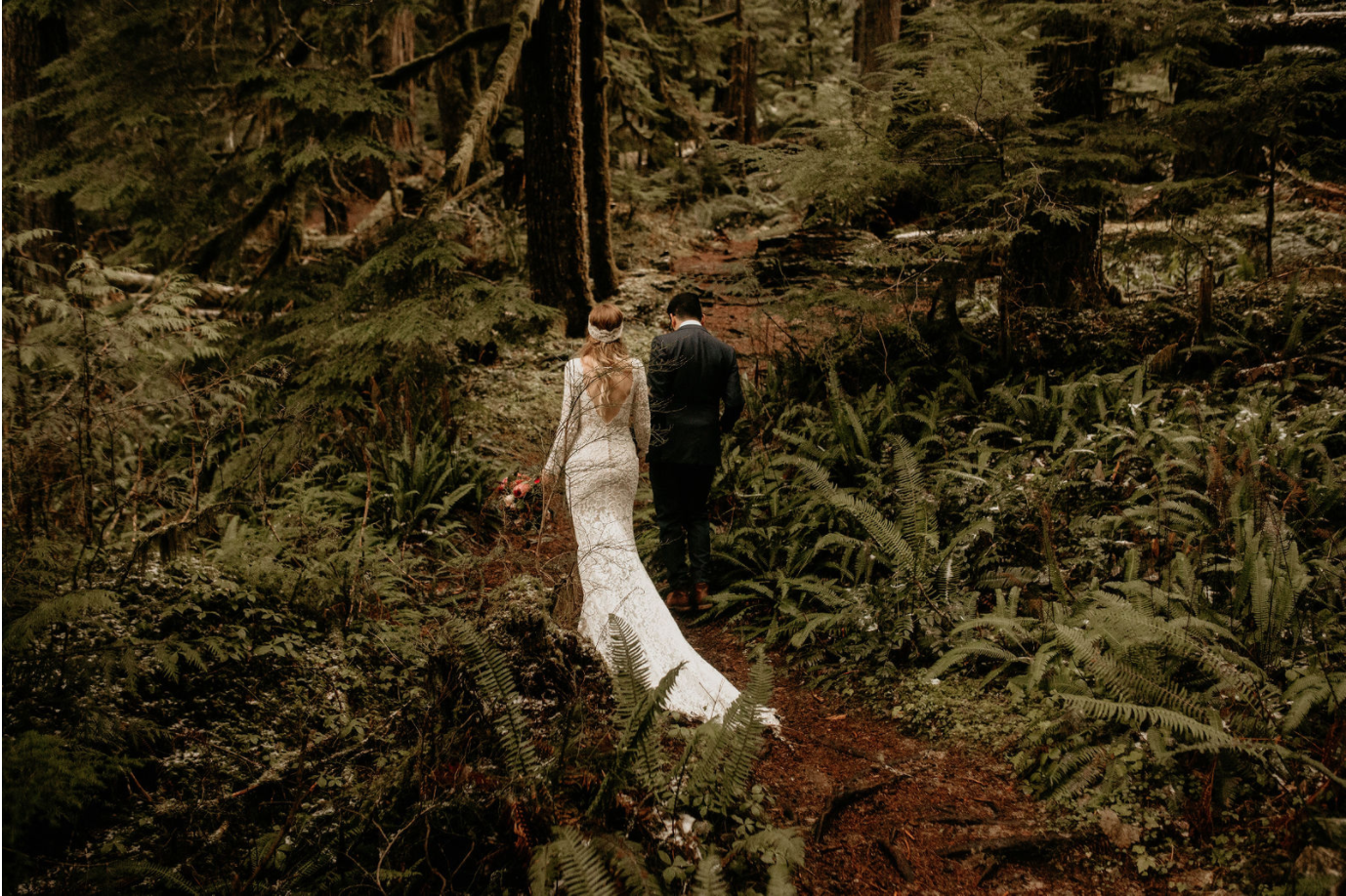Drive up locations, very easy to access! Bridge is over a rive with a view of mt rainier on clear days. Cabin that this couple rented was right outside the entrance of the park!