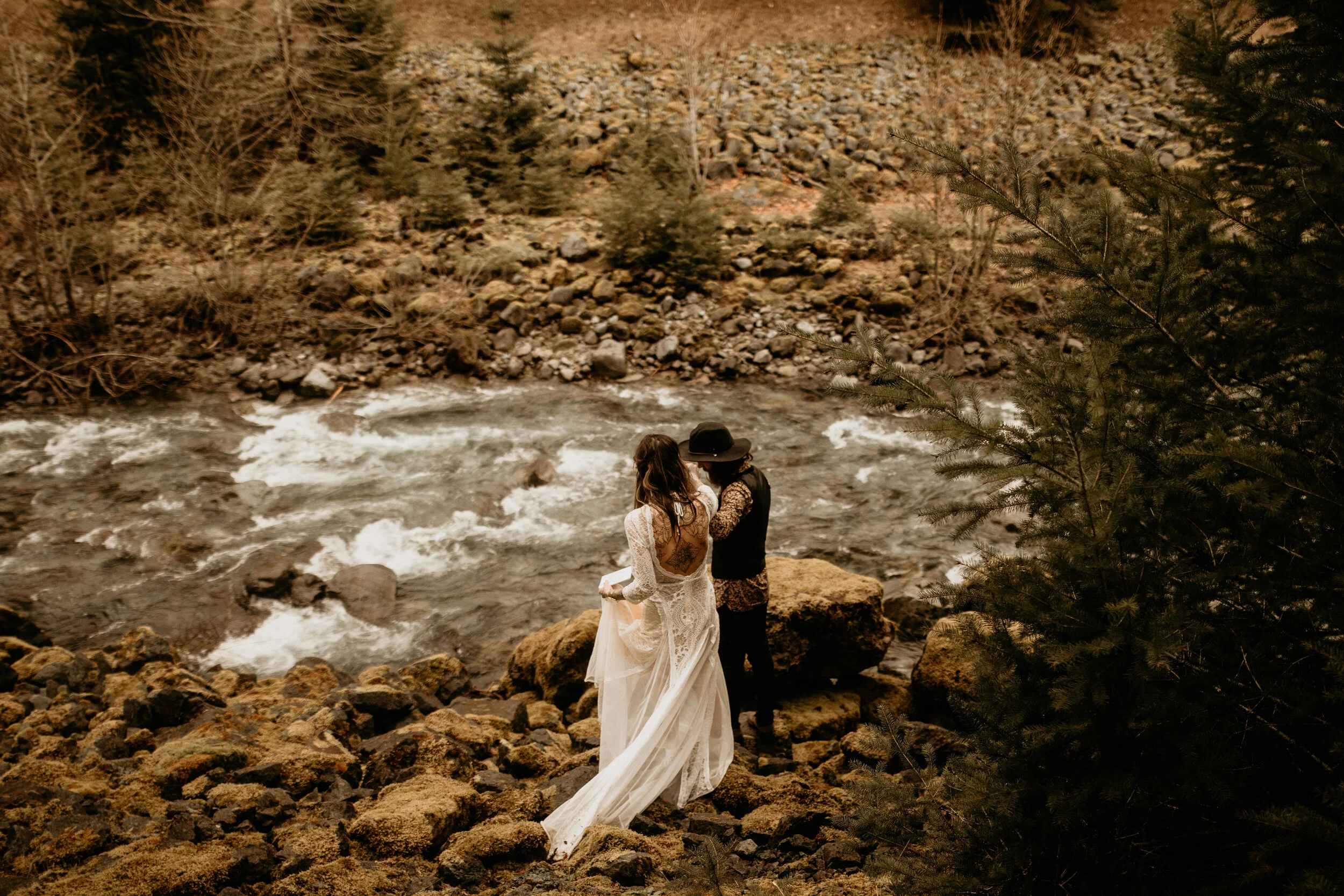 convenient river next to mt rainier, beautiful forest, cute cabins everywhere!