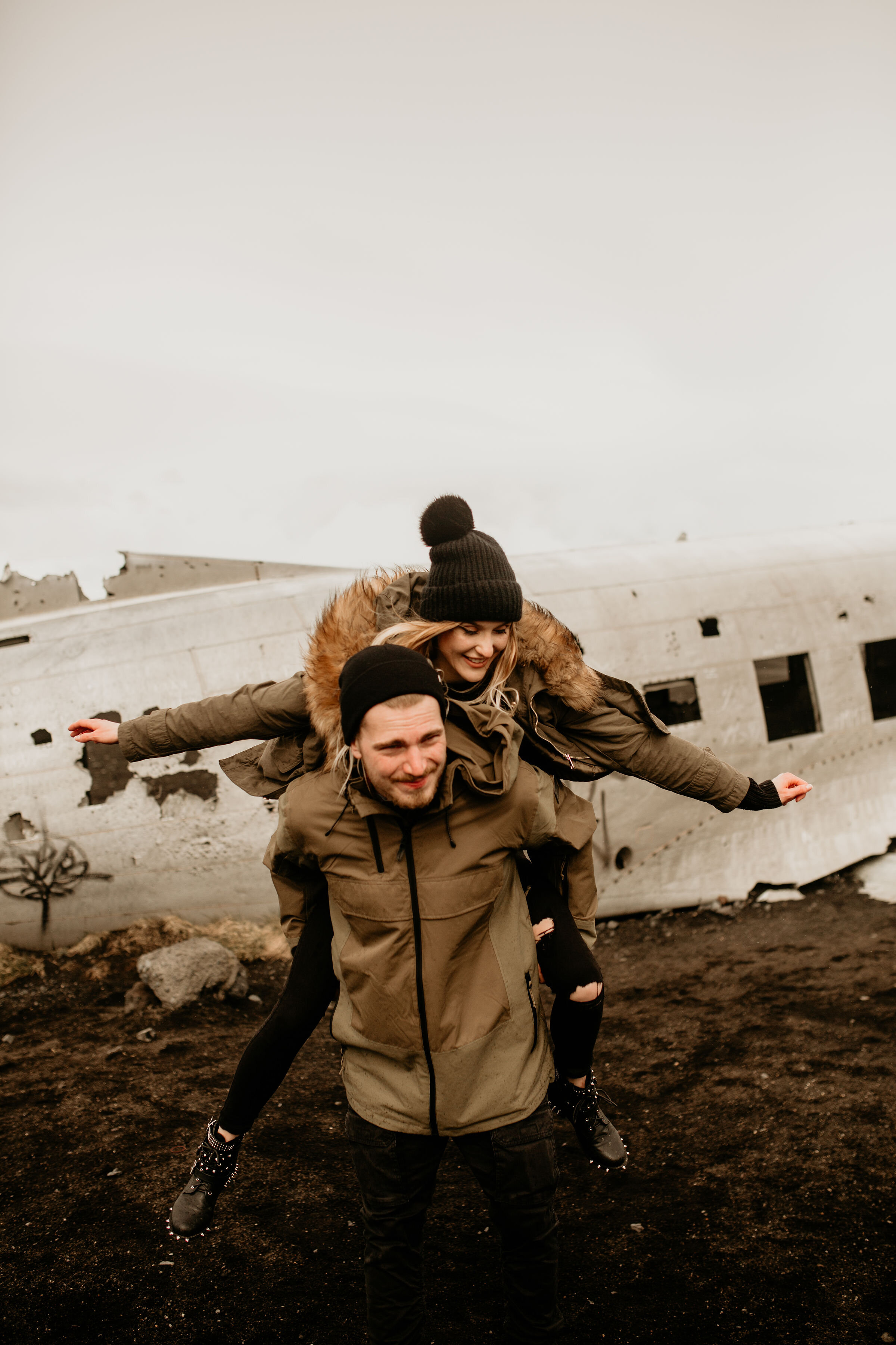 elope in iceland