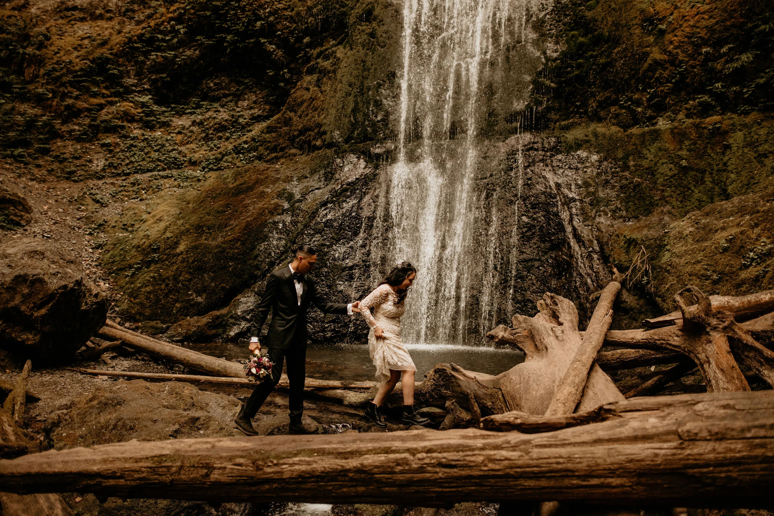 Lake-crescent-marymere-falls-elopement-photography-breeanna-lasher-Portriats-128.jpg