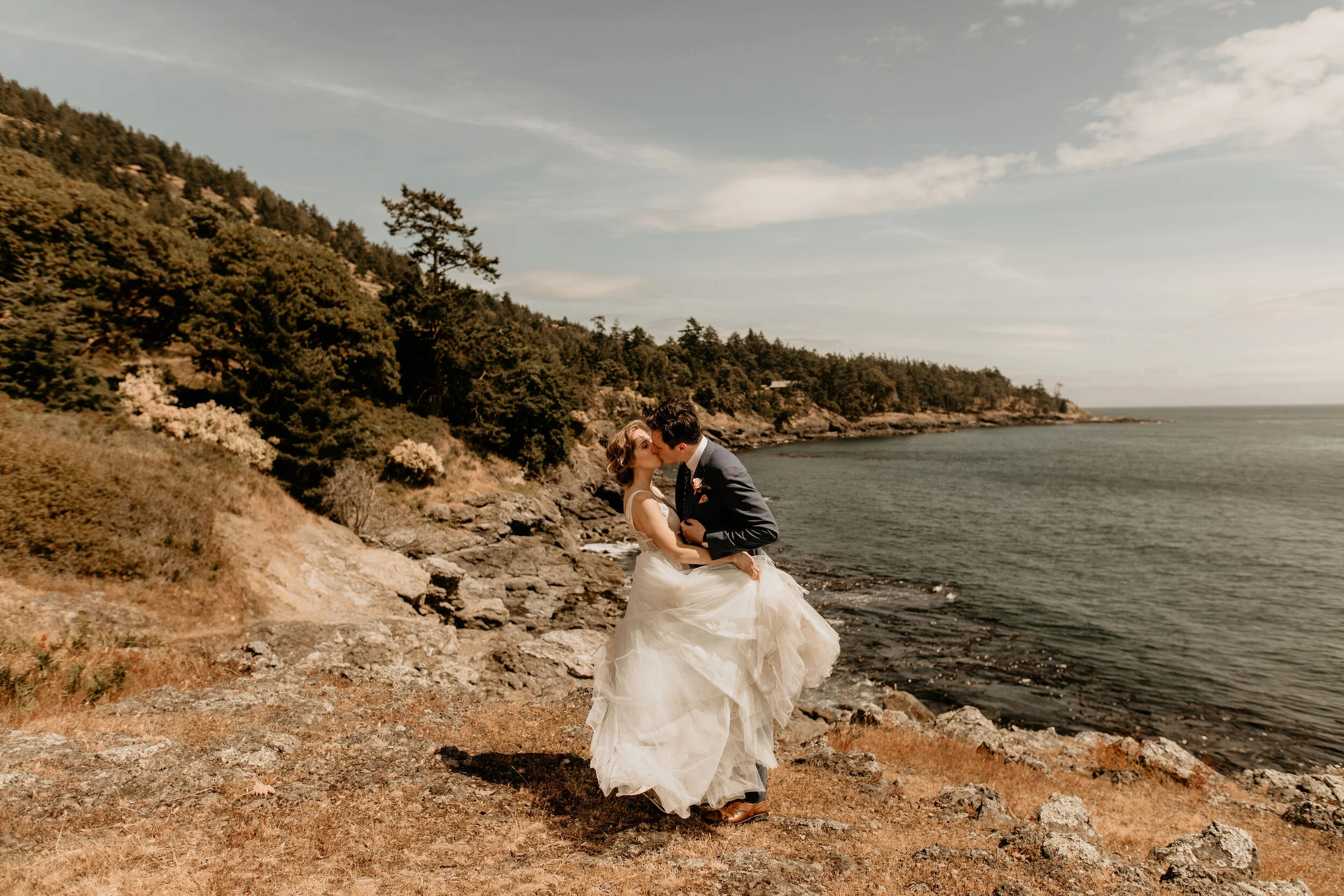 San-Juan-Island-Elopement-First-Look-121 (1).jpg