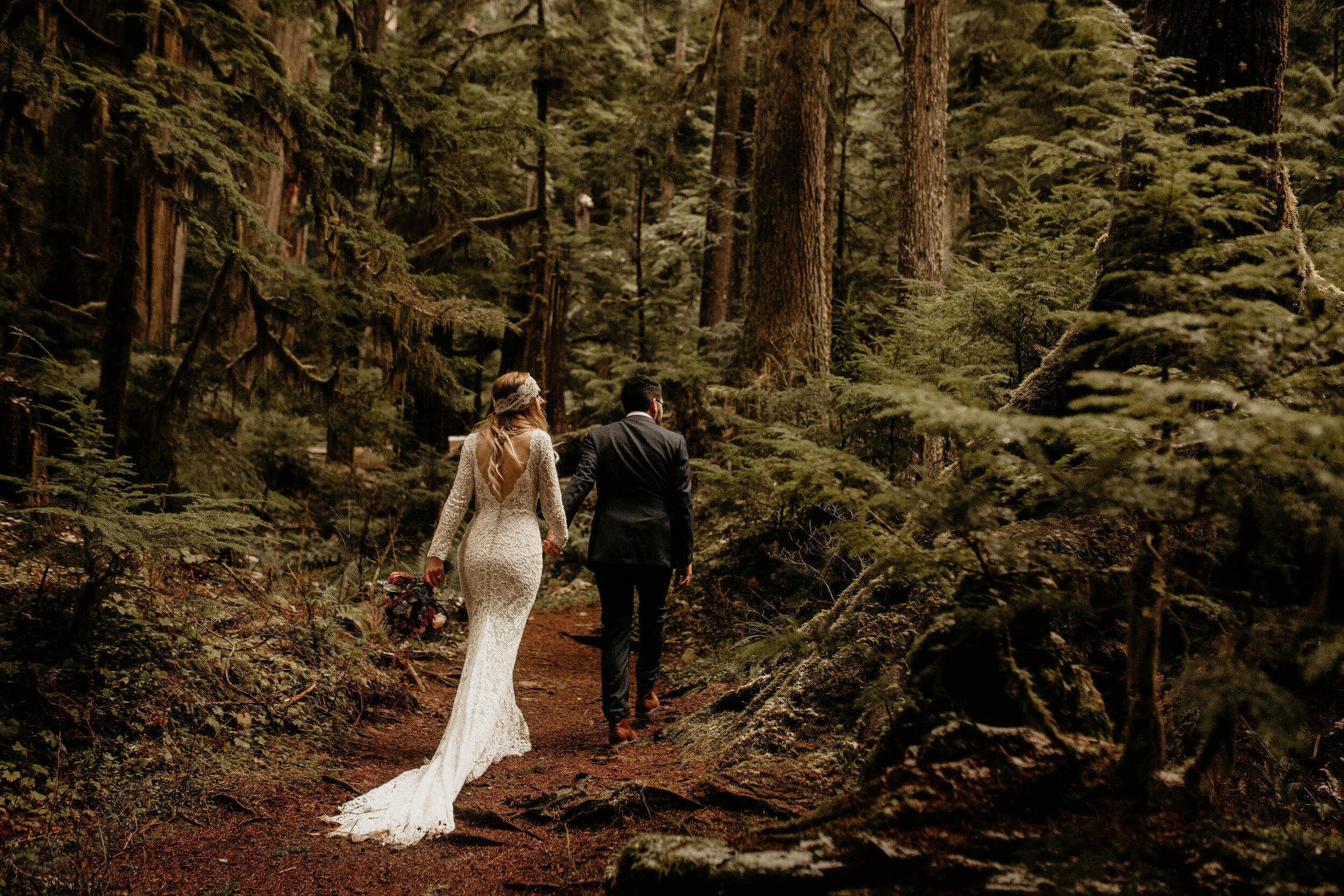 Mount-Rainier-Elopement-Photography-BreeAnna-Lasher-The-Romantics-145.jpg