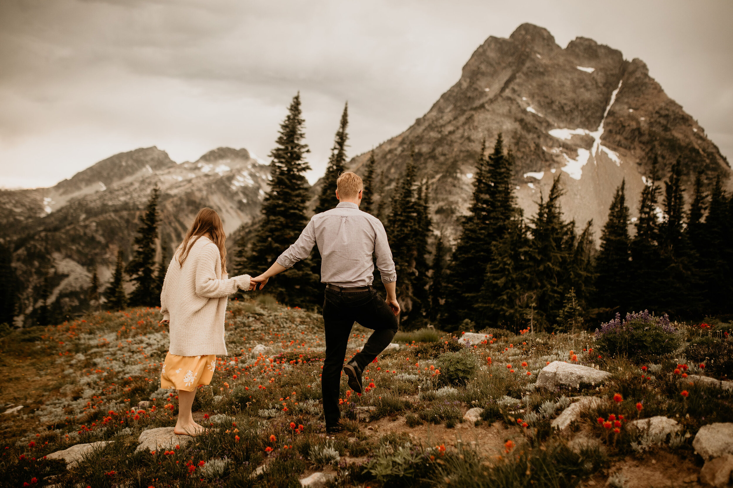 North-cascades-engagement-photos-heather-maple-pass-sam-Kori-198.jpg