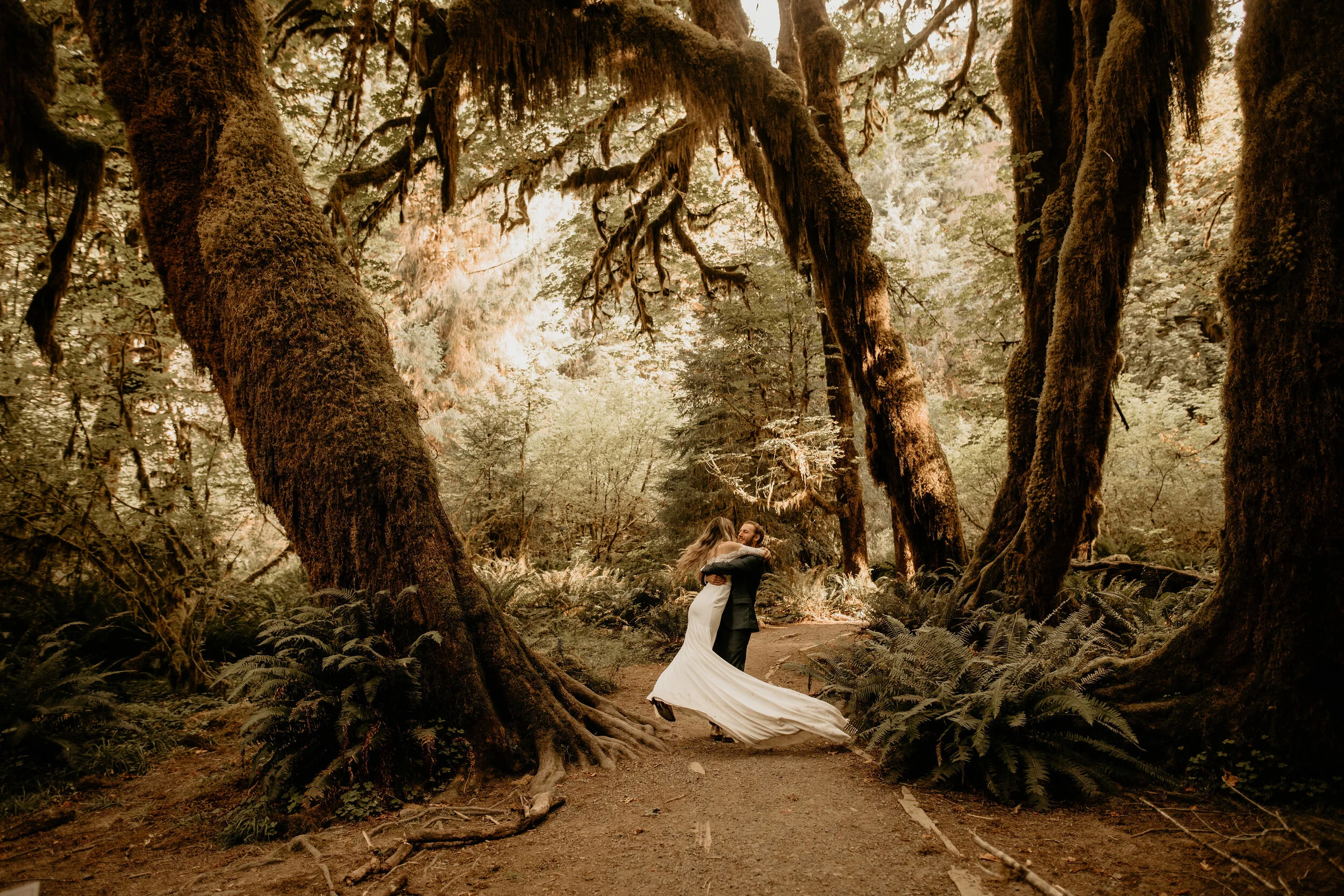 Hoh-Rainforest-Elopement-Photographer-BreeAnna-Lasher-167.jpg