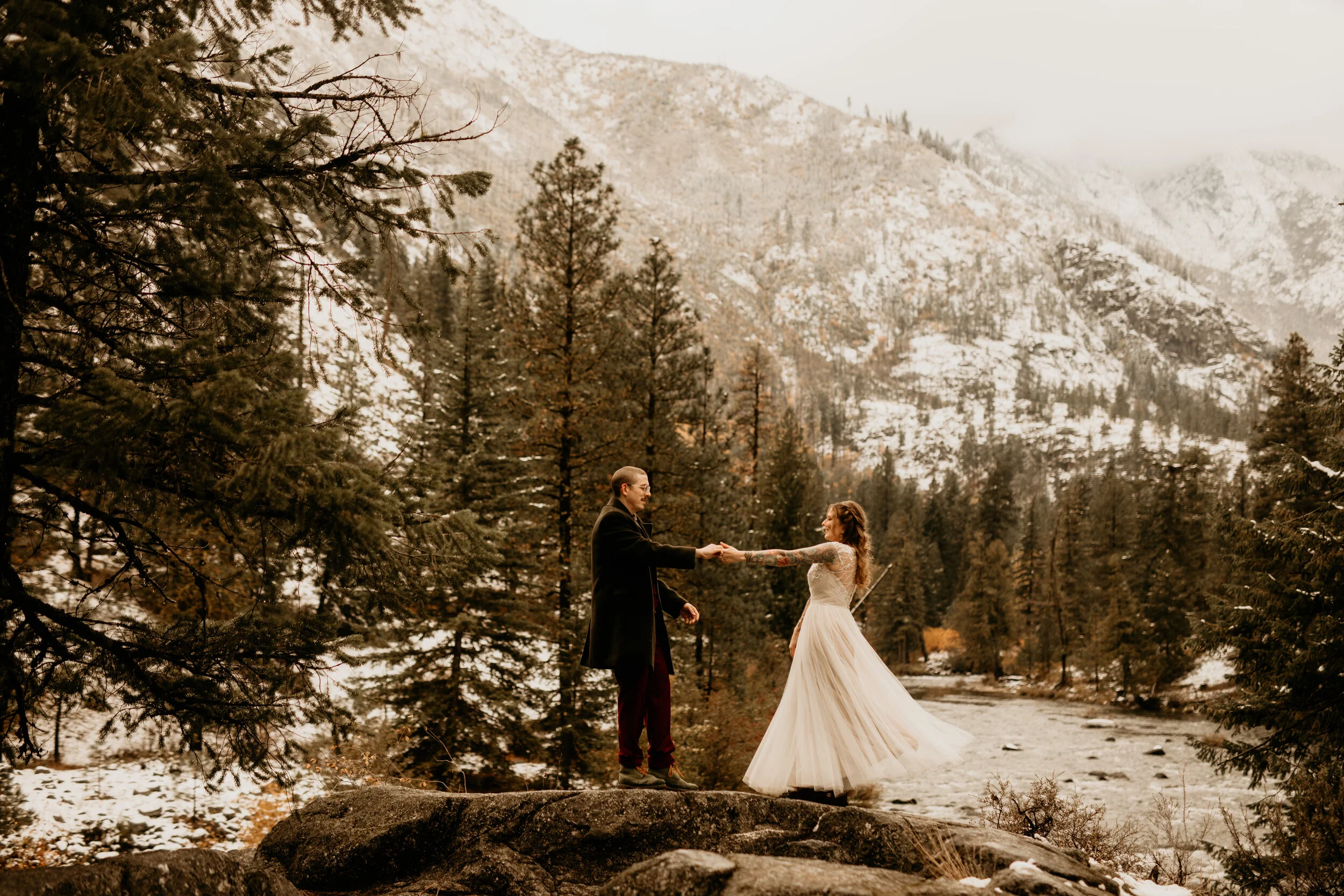 Leavenworth-washington-elopement-photographer-breeanna-lasher-320.jpg