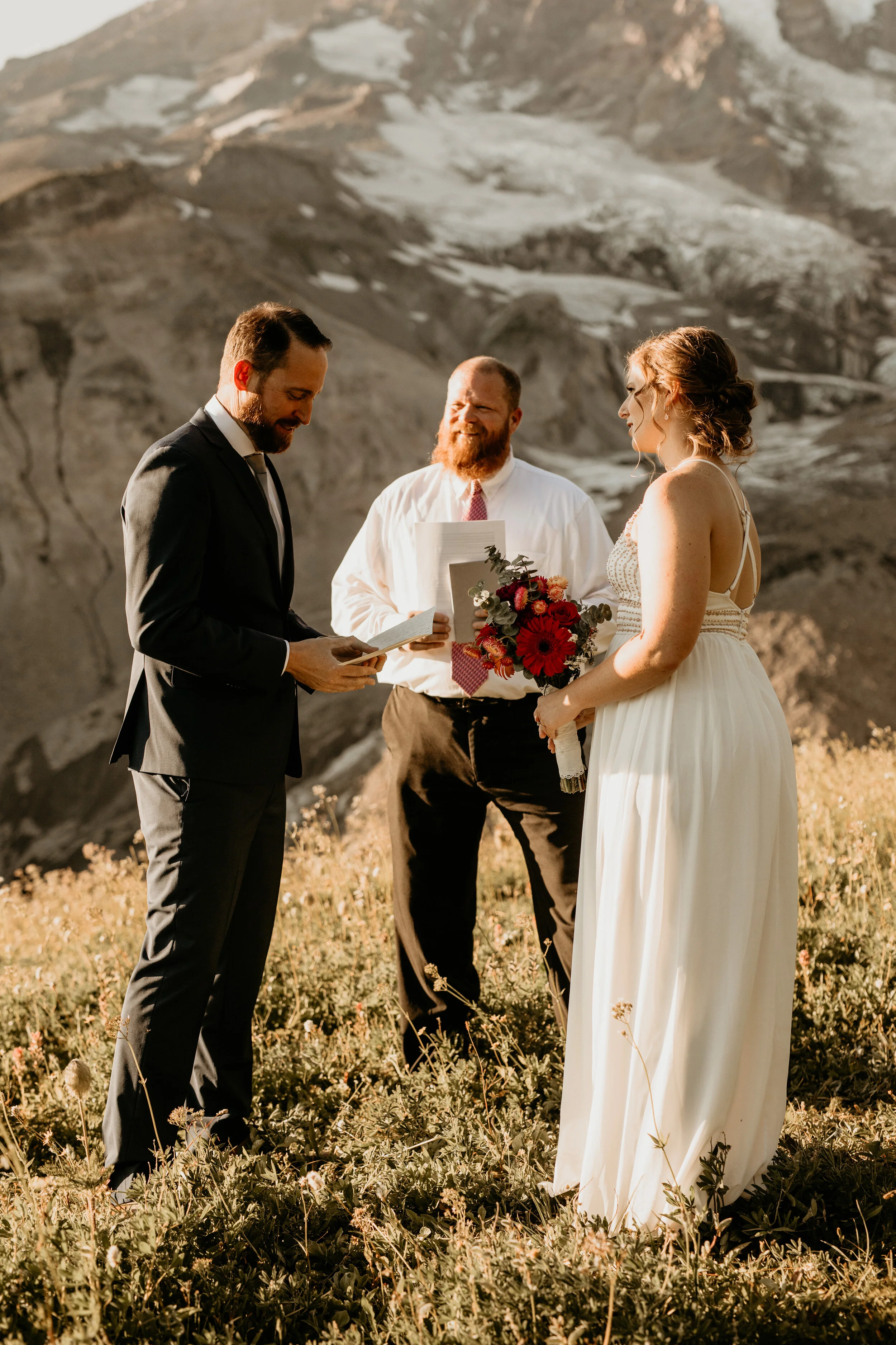 Mt rainier elopement_mt rainier elopement photographer_mt rainier_mt rainier adventure elopement_mt rainier wedding_mt rainier wedding photographer_mountain elopement_mt. Rainier elopement_breeanna lasher photography