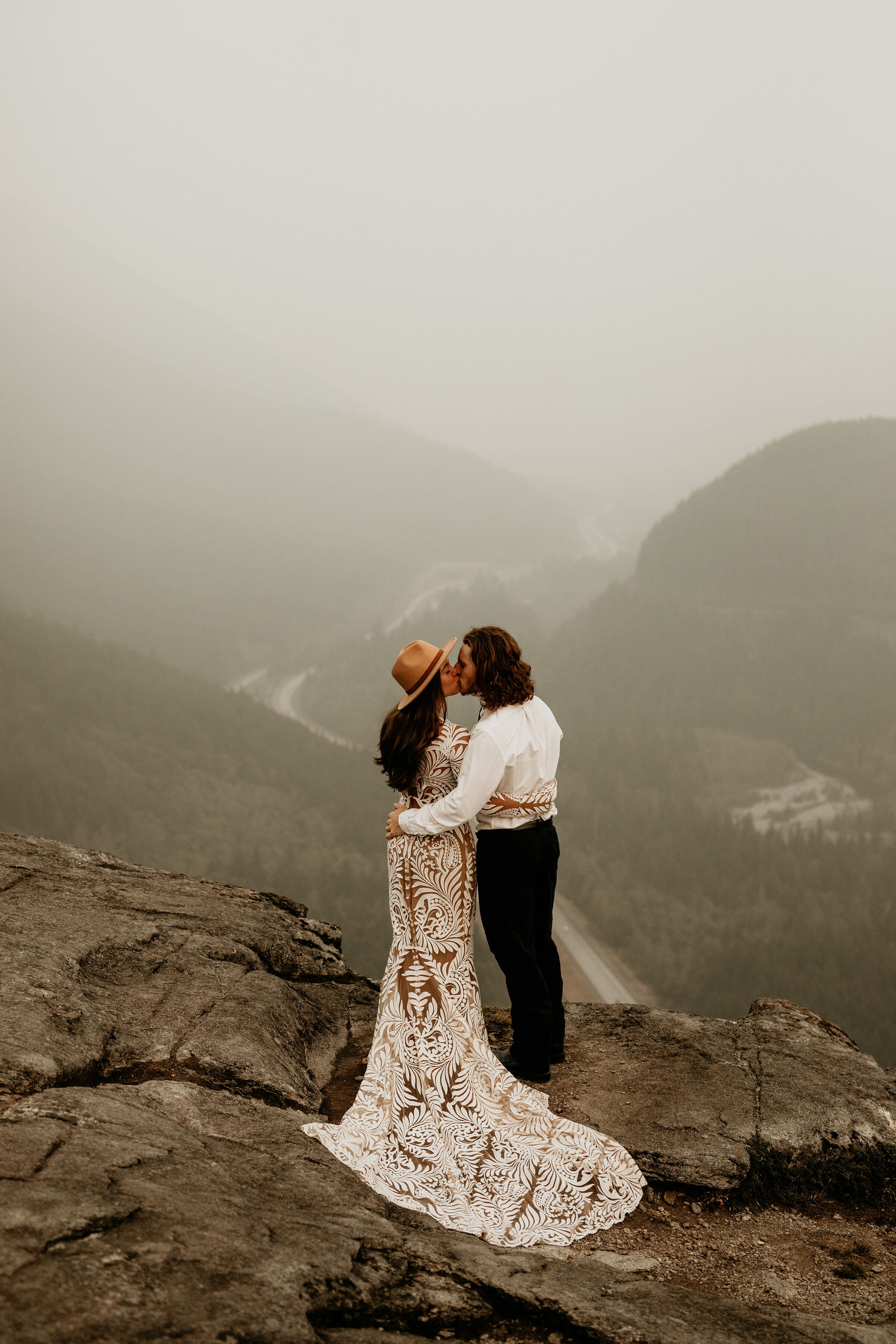 Snoqualmie pass best places to elope breeanna lasher