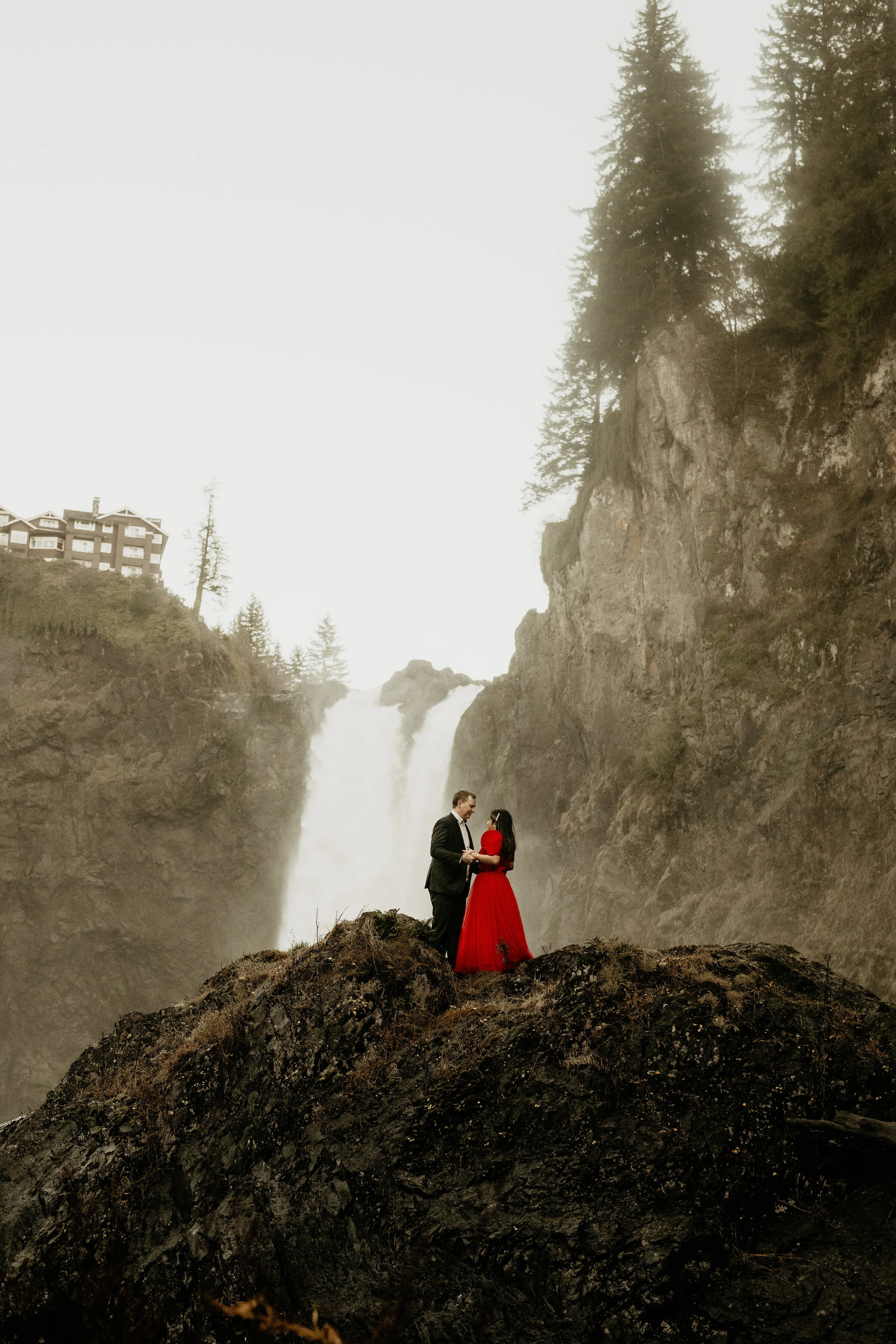 Snoqualmie pass best places to elope breeanna lasher