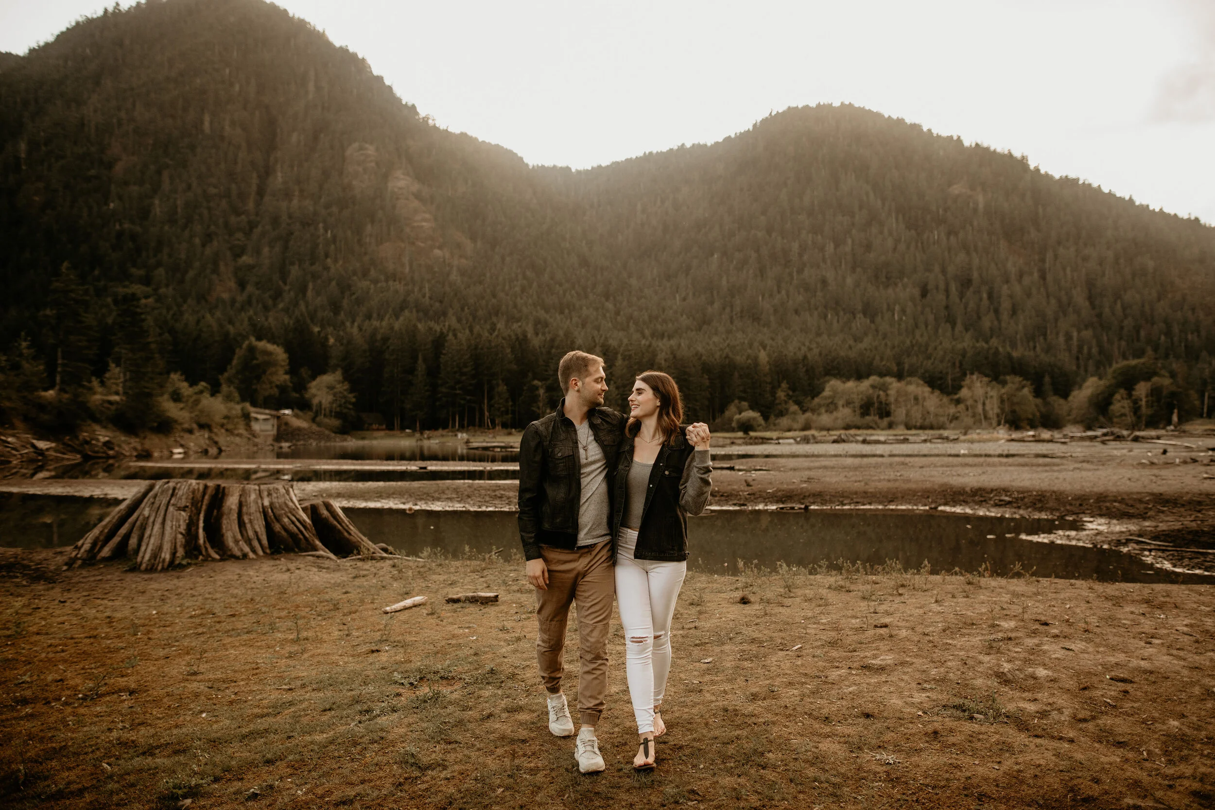 Lake-cushman-engagement-photos-Ali-Kenny-49.jpg