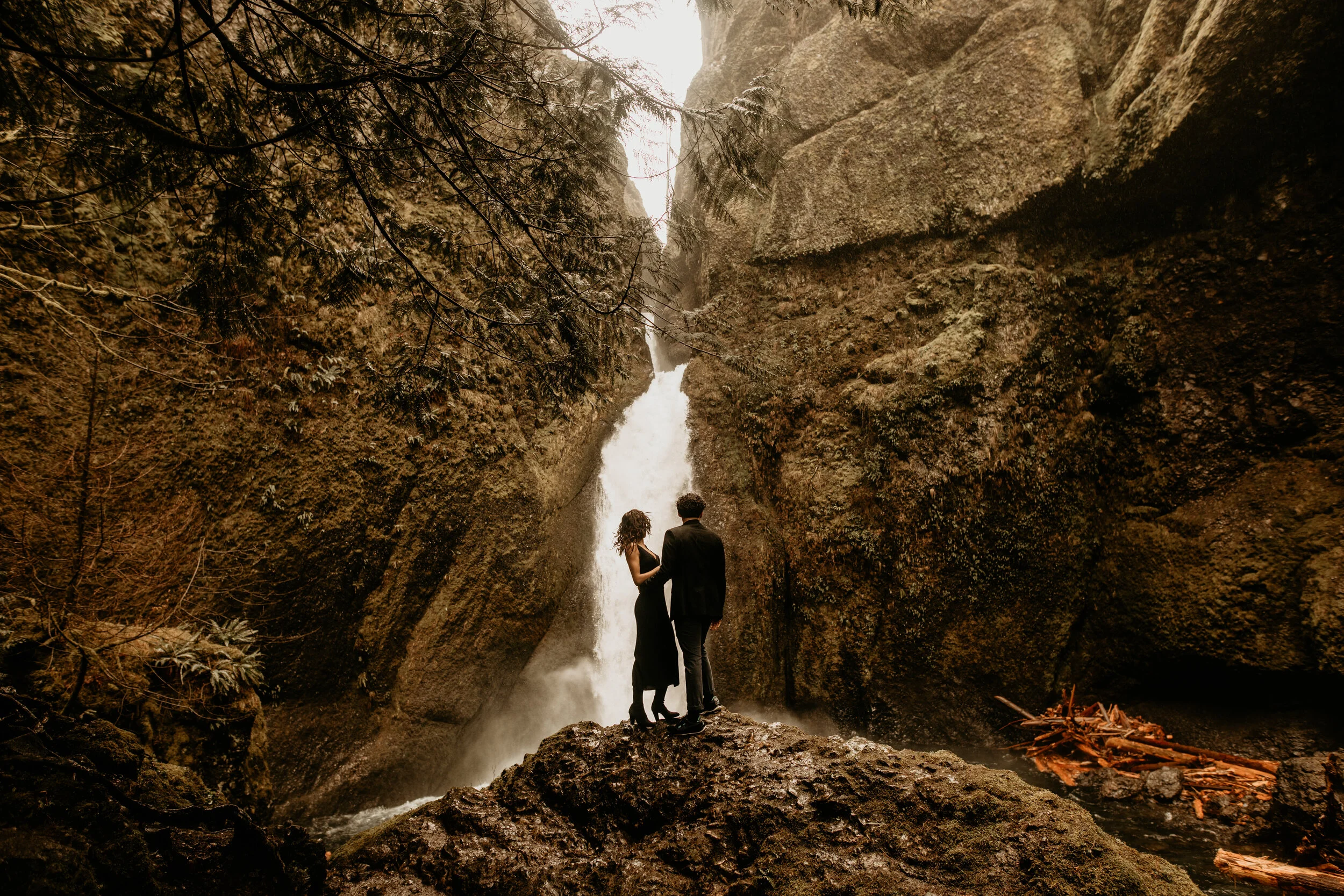 wahclella-falls-elopement-photographer-BreeAnna-Lasher-amalfi-coast-elopement-2.jpg