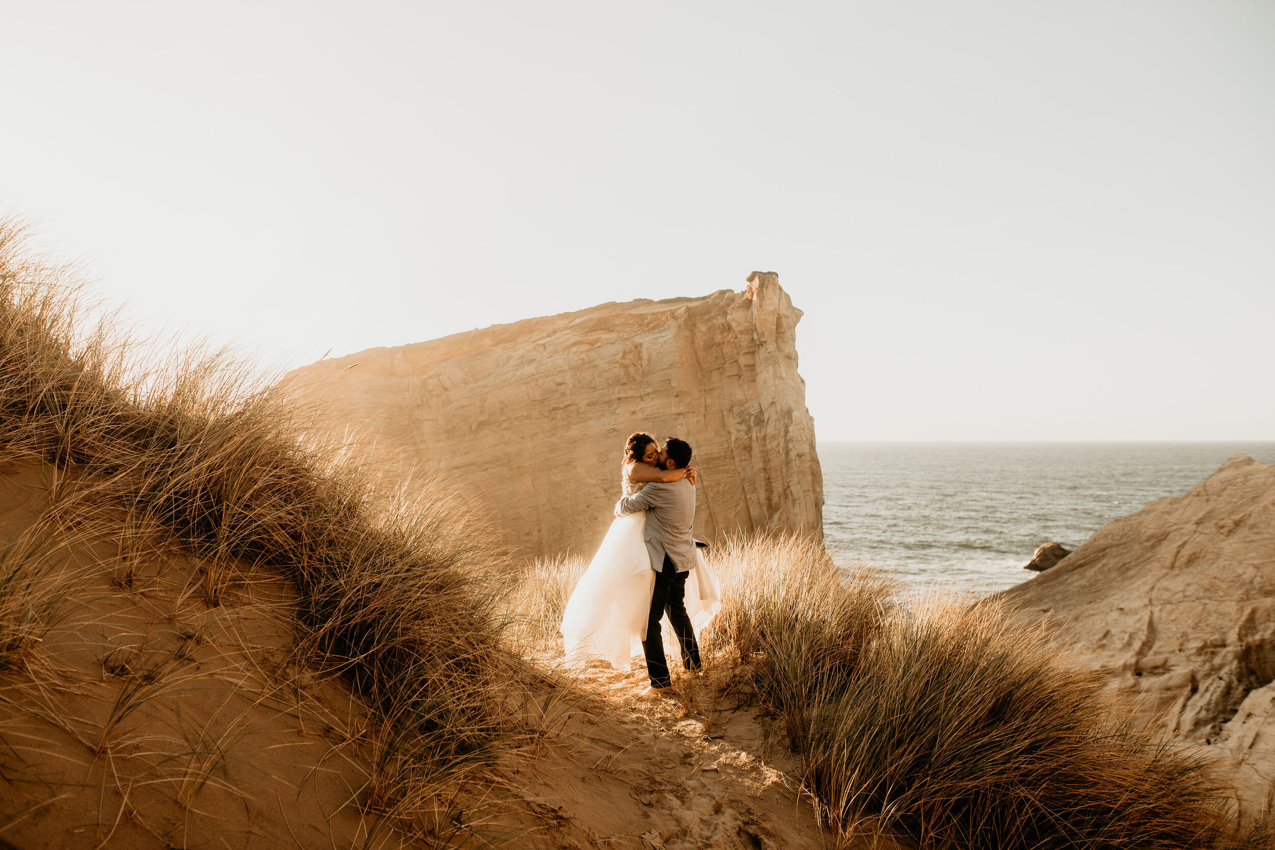 Cape-Kiwanda-Oregon-Elopement-Photographer-BreeAnna-Lasher-264.jpg