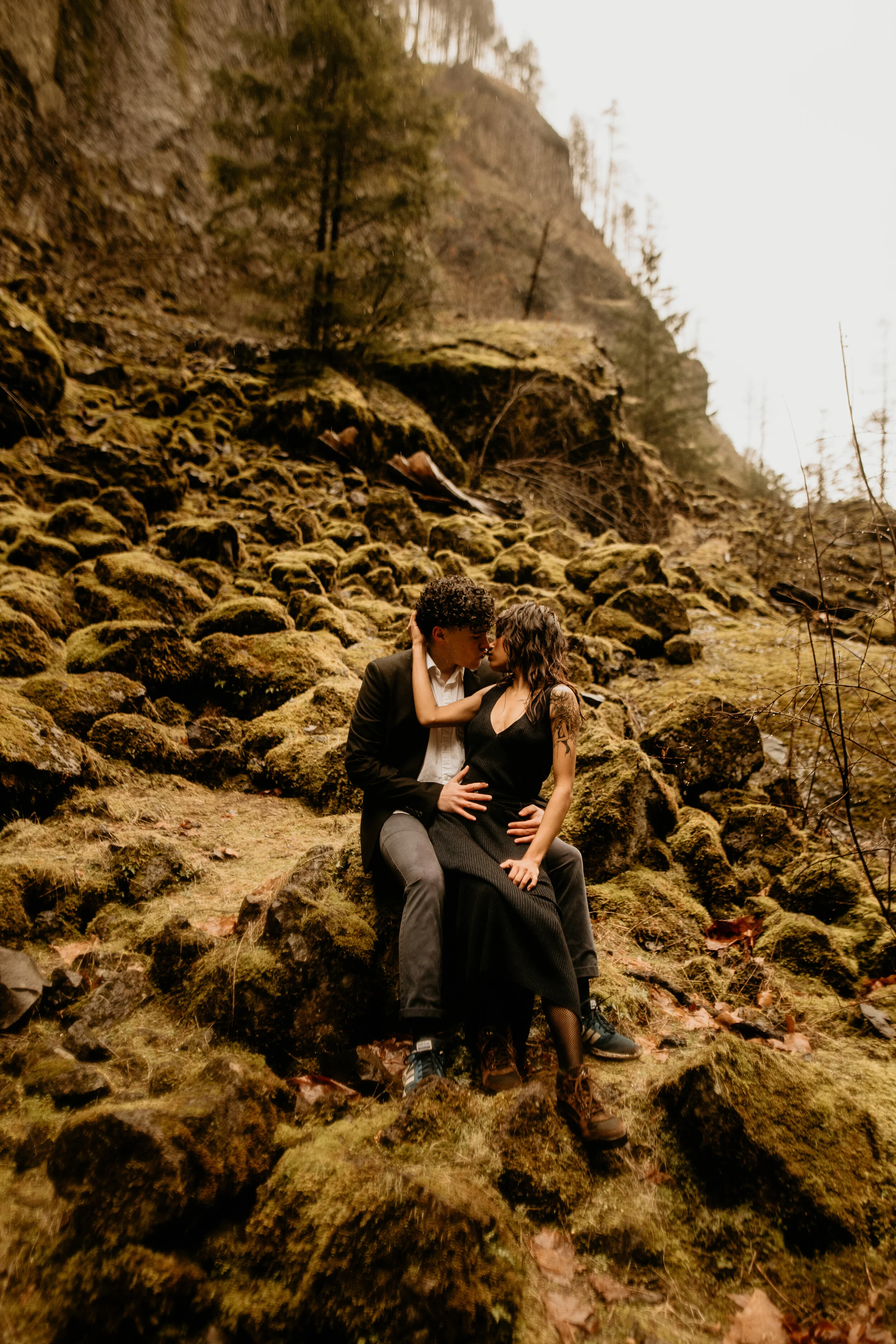 Locations in the US that look like iceland- Iceland elopement- Iceland elopement photographer- Amalfi coast photographer- diablo lake elopement - Seattle elopement photographer - diablo lake photographer - north cascades elopement photographer - Sea…