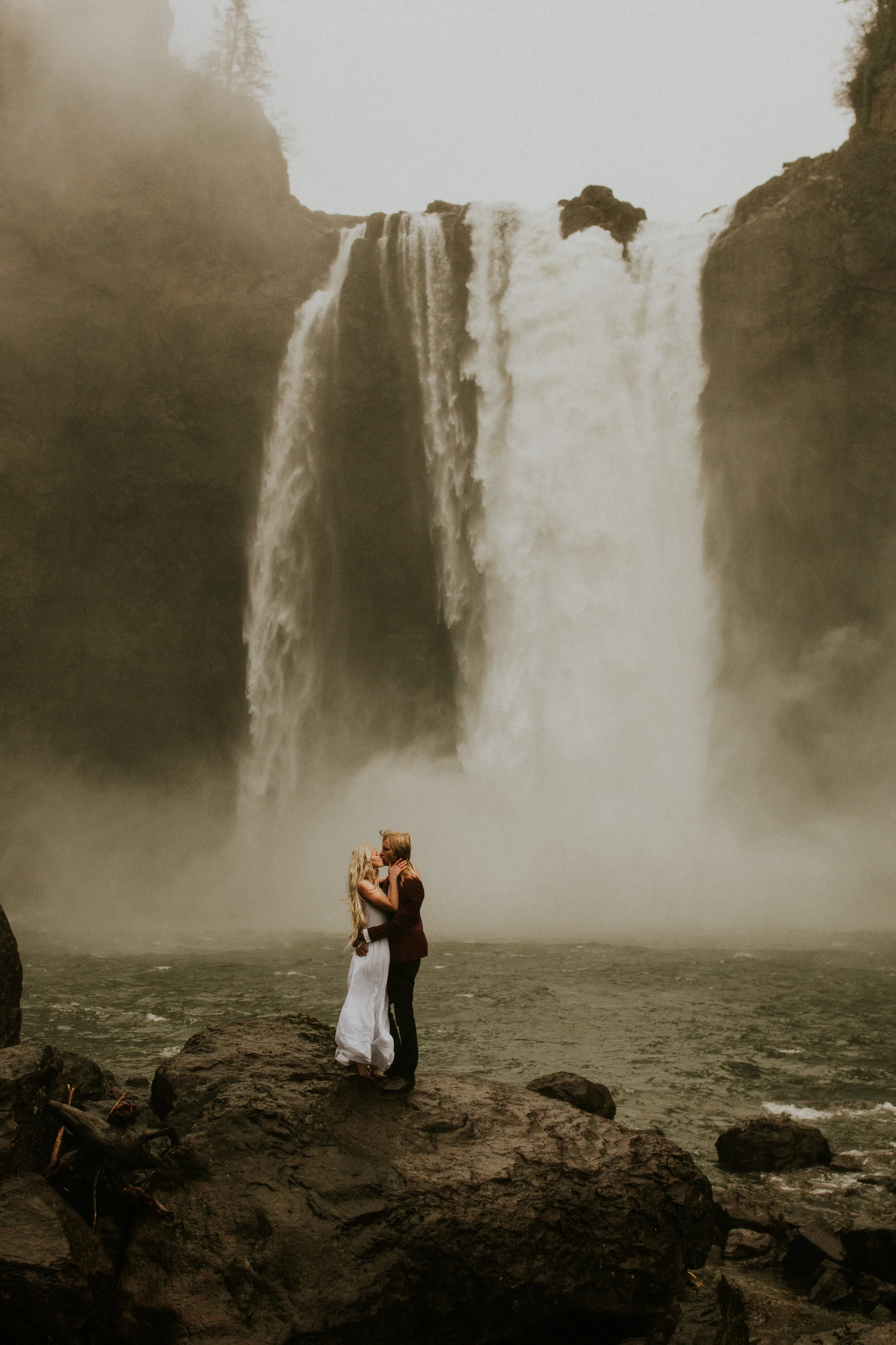 Locations in the US that look like Iceland- Iceland elopement- Iceland elopement photographer- Amalfi coast photographer- diablo lake elopement - Seattle elopement photographer - diablo lake photographer - north cascades elopement photographer - Sea…