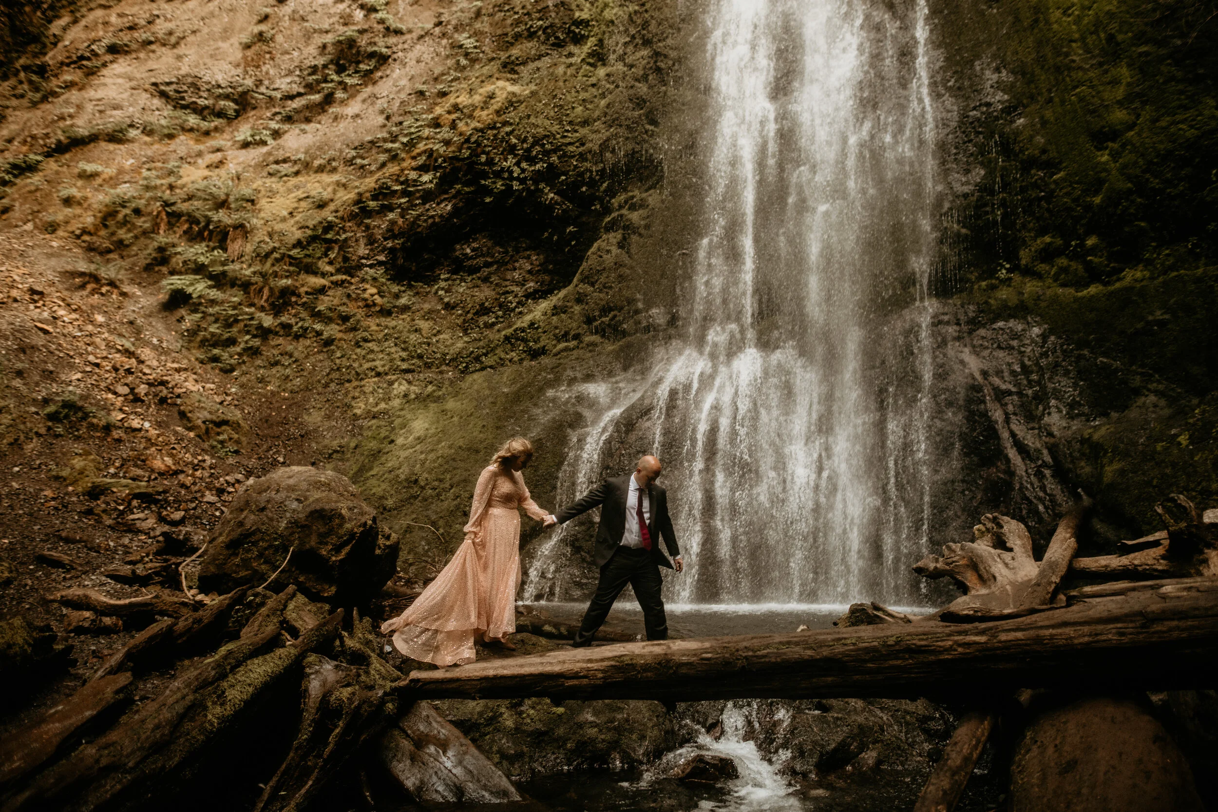 Olympic-National-Park-Elopement-Photographer-BreeAnna-Lasher-191 (1).jpg