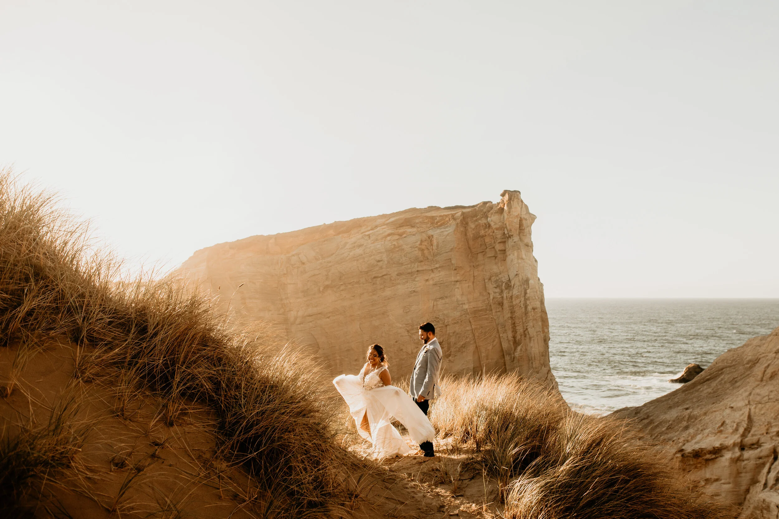 Cape-Kiwanda-Oregon-Elopement-Photographer-BreeAnna-Lasher-258.jpg