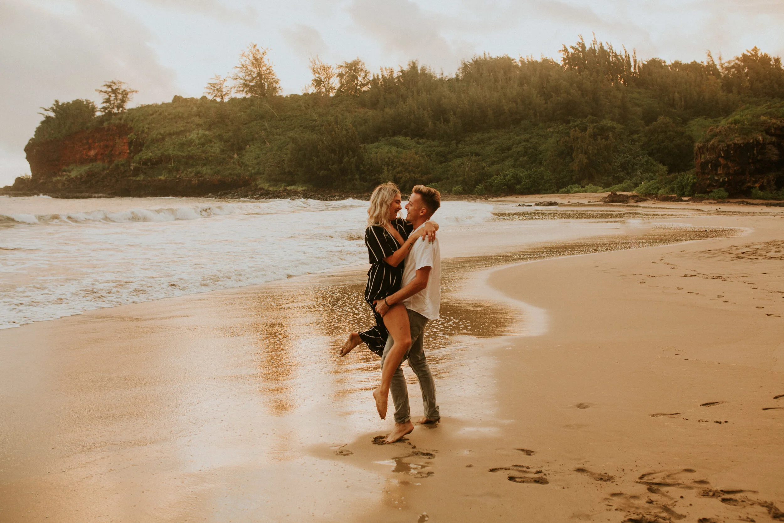 Kauai-engagement-session-allertons-garden-beach-breeanna-lasher-76.jpg