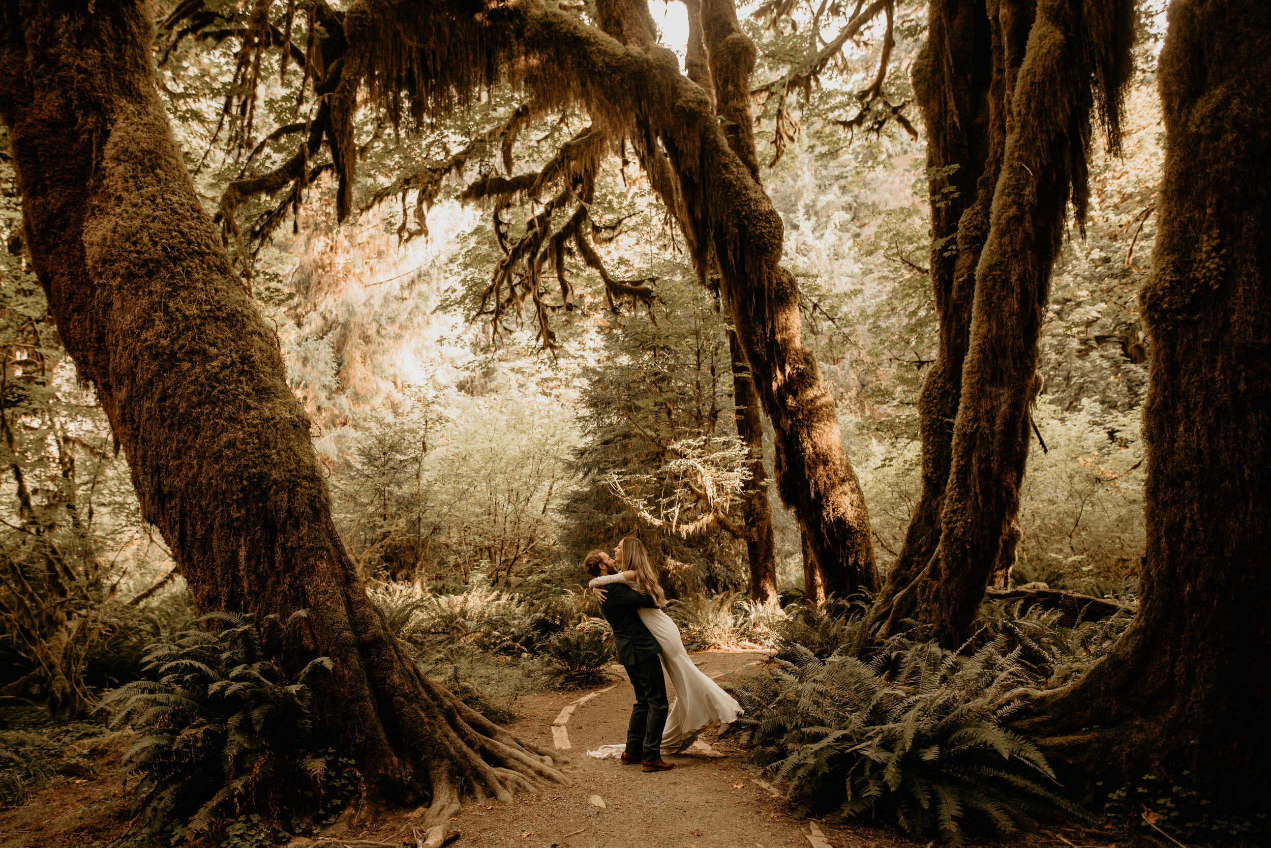 Hoh-Rainforest-Elopement-Photographer-BreeAnna-Lasher-166.jpg