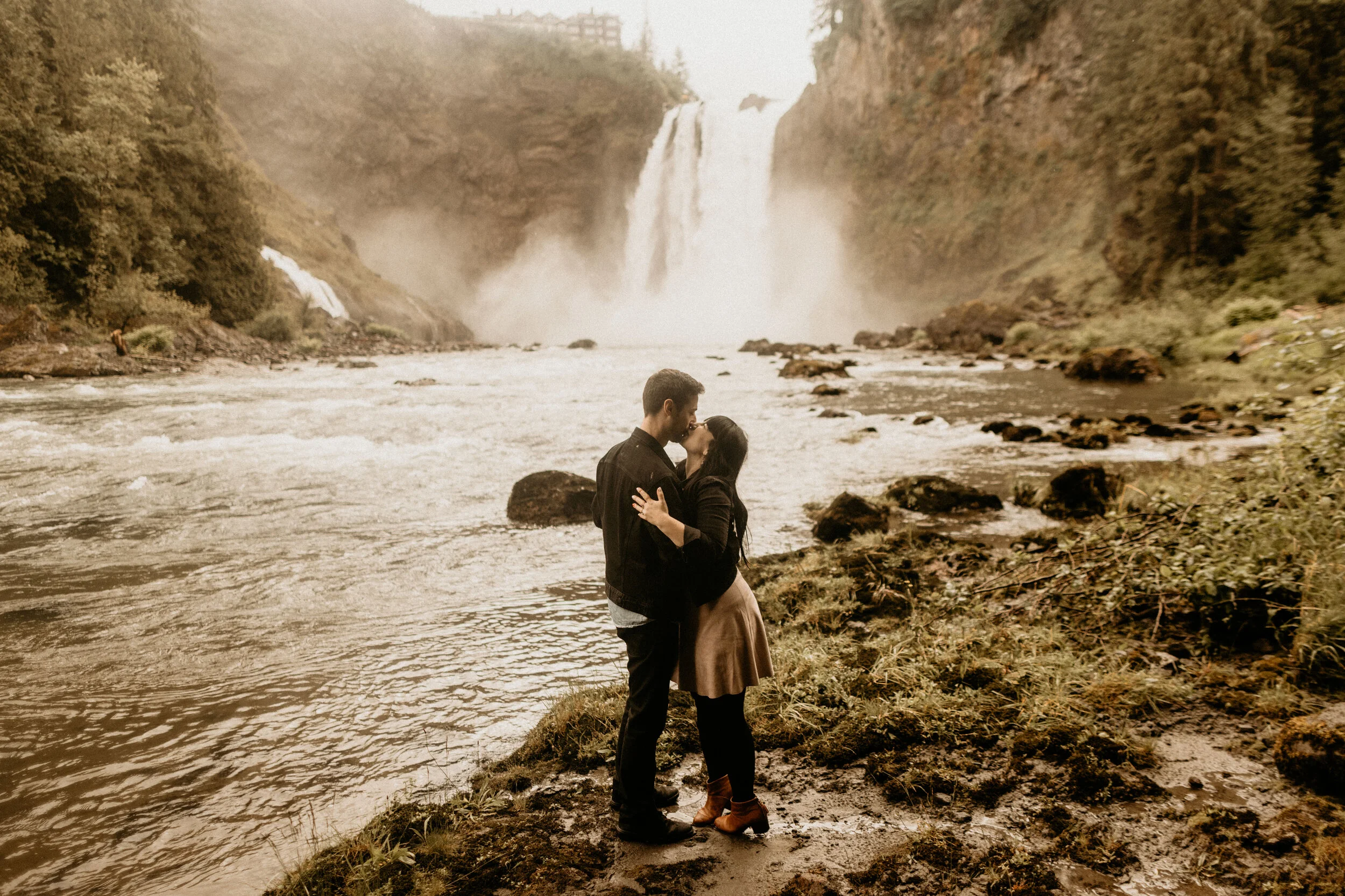 snoqualmie-falls-elopement-photographer-breeanna-lasher-24.jpg