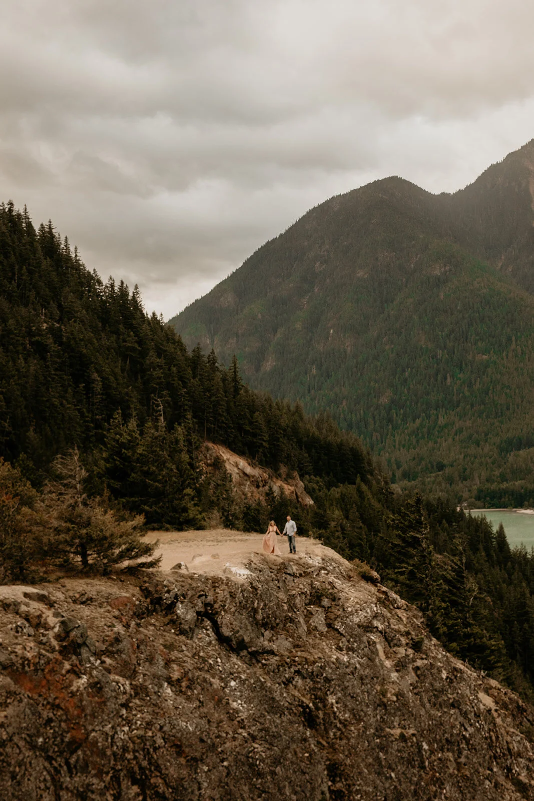 Diablo-lake-north-cascades-engagement-photos-41_websize.jpg