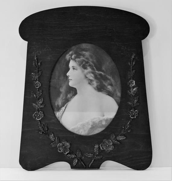 store-artnouveau-ply-wood-frame-with-vintage-print-daydream-series-MG_4437-B&W.jpg